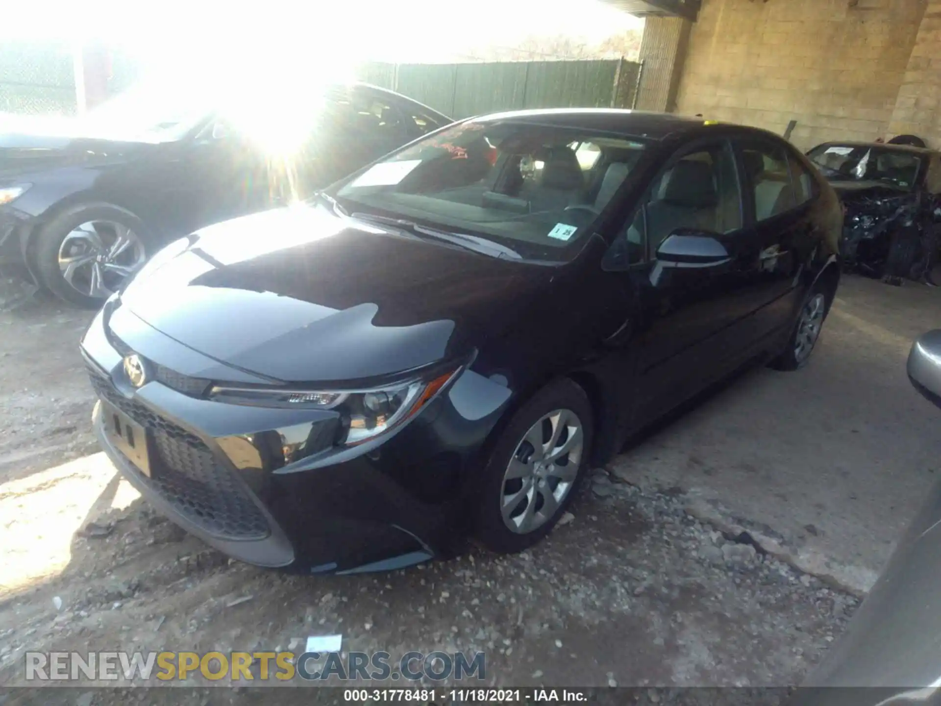 2 Photograph of a damaged car 5YFEPRAE9LP074656 TOYOTA COROLLA 2020