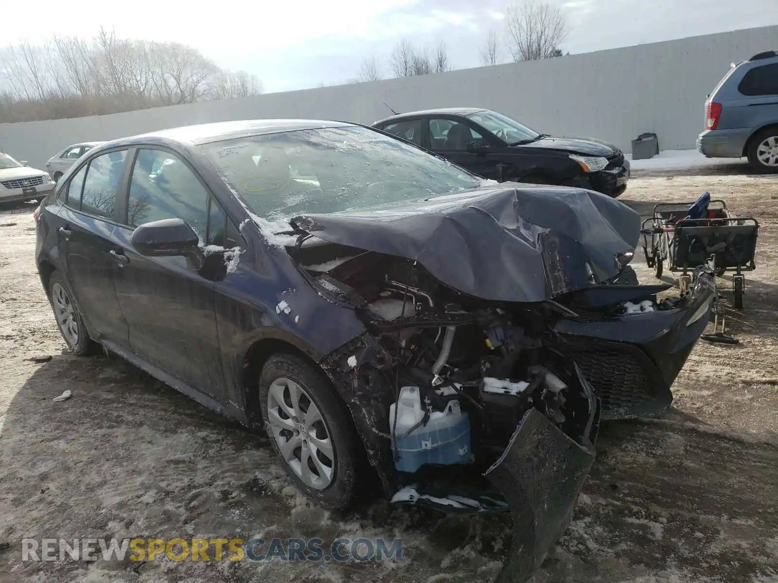 1 Photograph of a damaged car 5YFEPRAE9LP075855 TOYOTA COROLLA 2020
