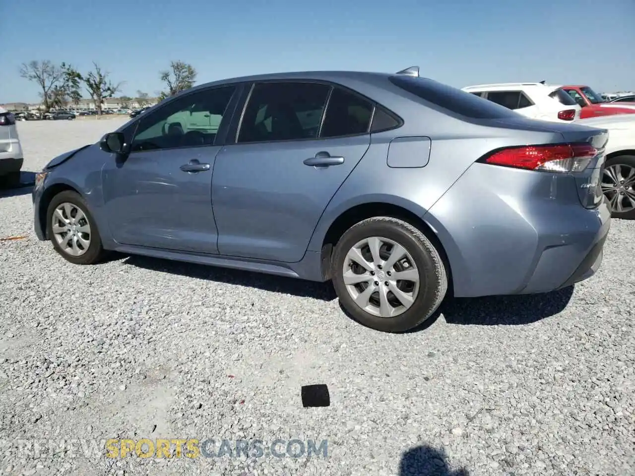 2 Photograph of a damaged car 5YFEPRAE9LP077315 TOYOTA COROLLA 2020
