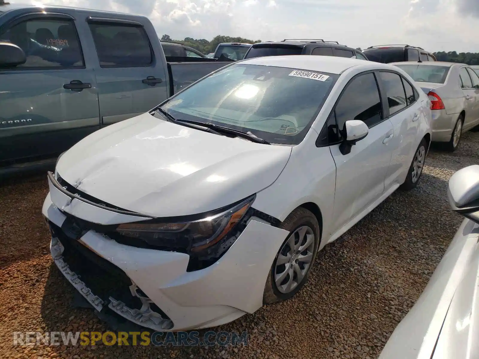 2 Photograph of a damaged car 5YFEPRAE9LP080036 TOYOTA COROLLA 2020