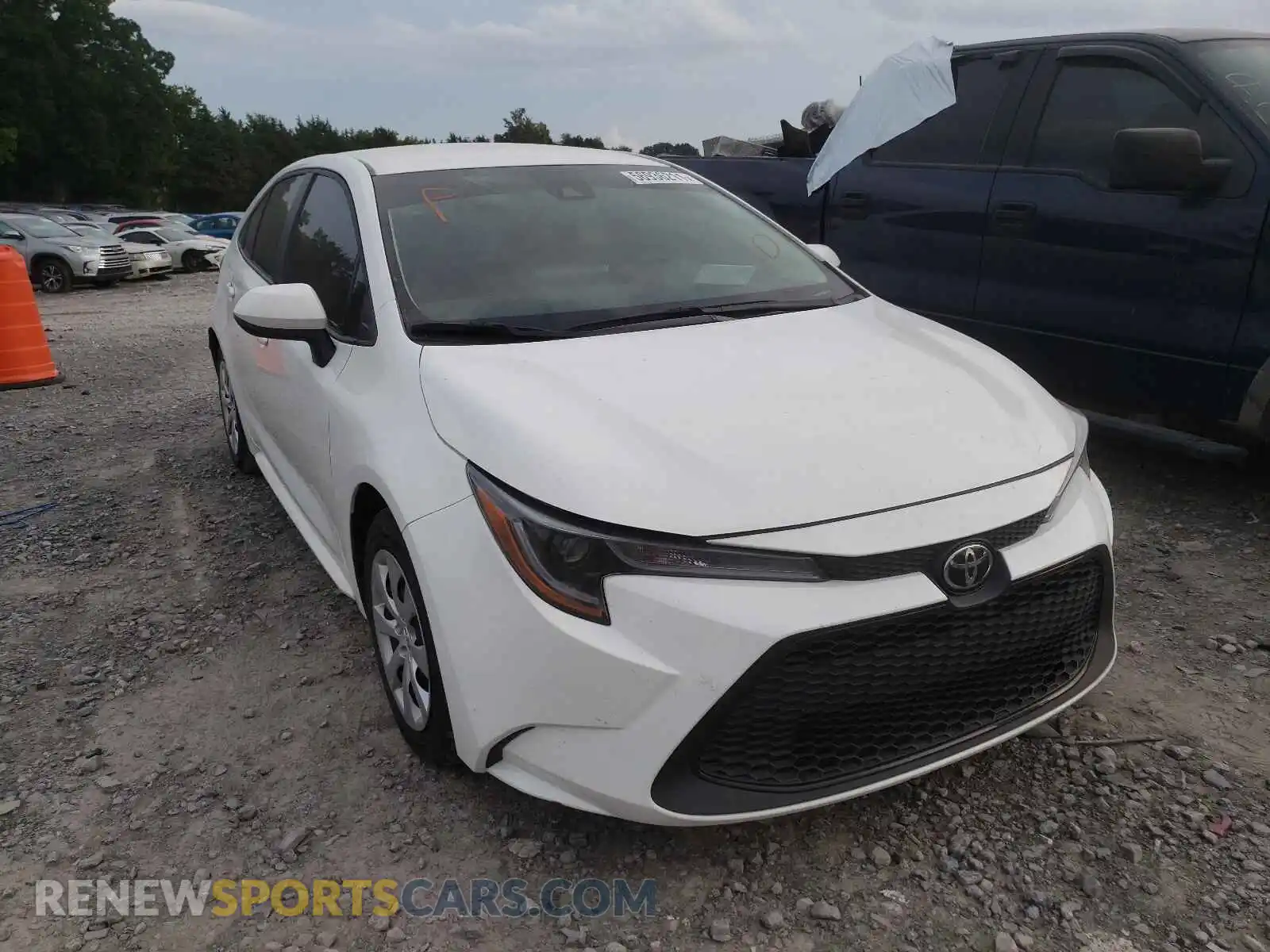 1 Photograph of a damaged car 5YFEPRAE9LP080960 TOYOTA COROLLA 2020