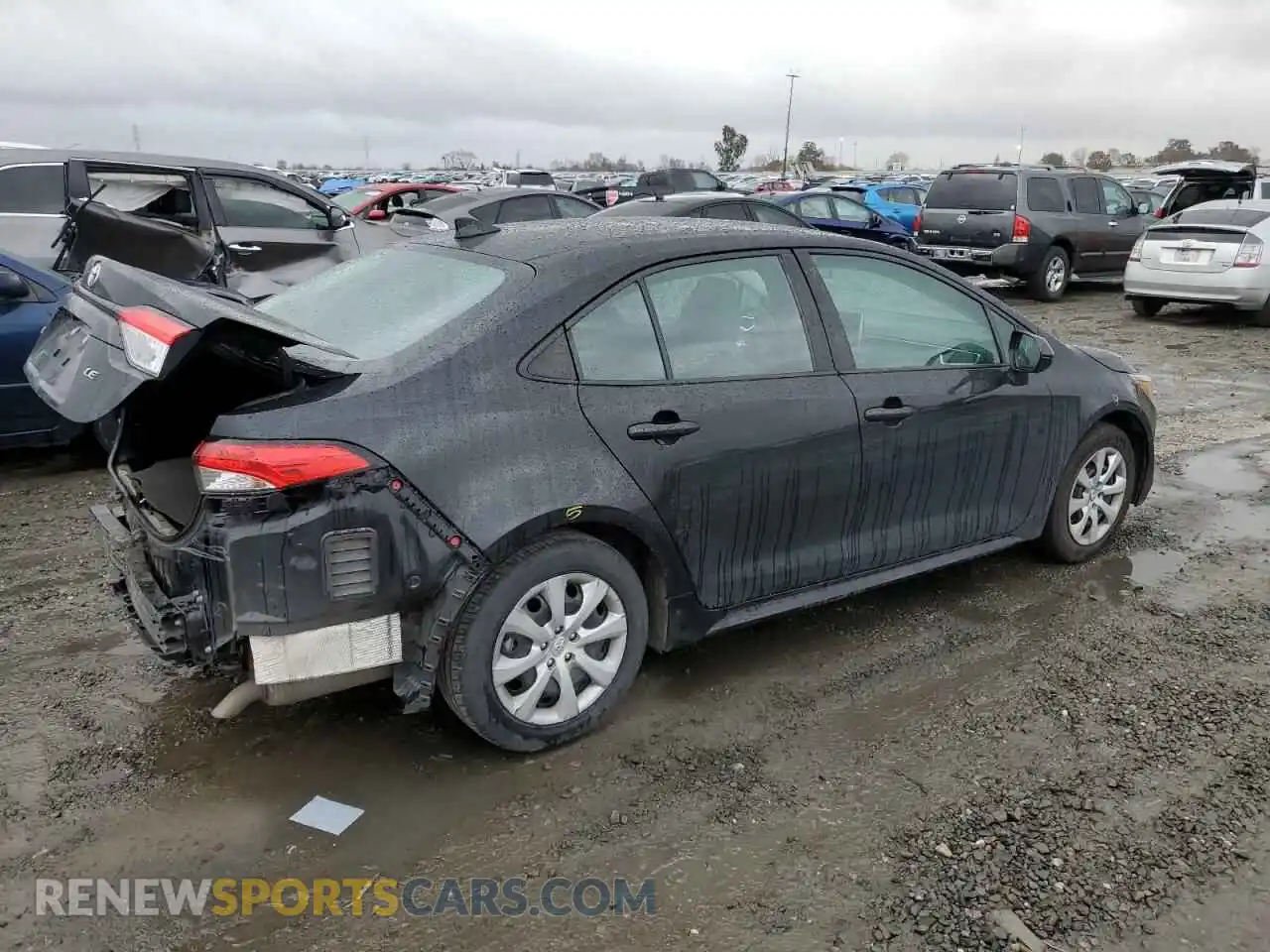 3 Photograph of a damaged car 5YFEPRAE9LP086662 TOYOTA COROLLA 2020