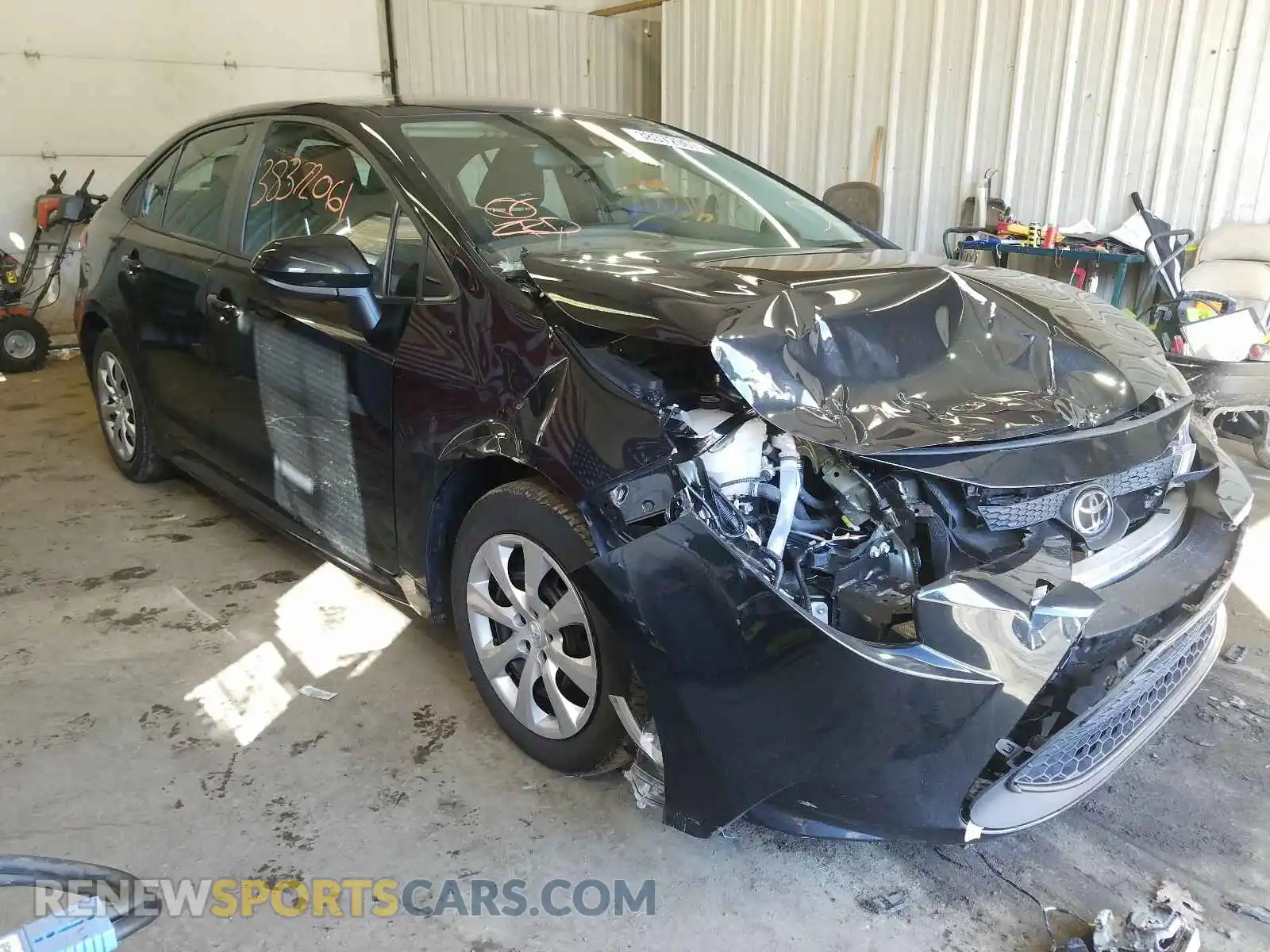 1 Photograph of a damaged car 5YFEPRAE9LP089562 TOYOTA COROLLA 2020