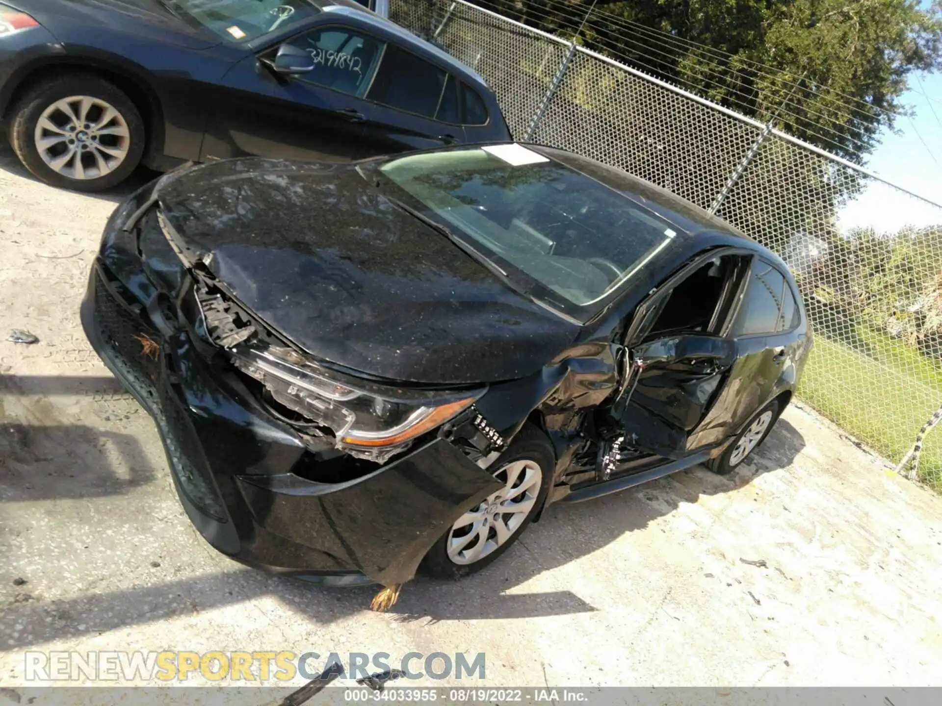 2 Photograph of a damaged car 5YFEPRAE9LP091831 TOYOTA COROLLA 2020