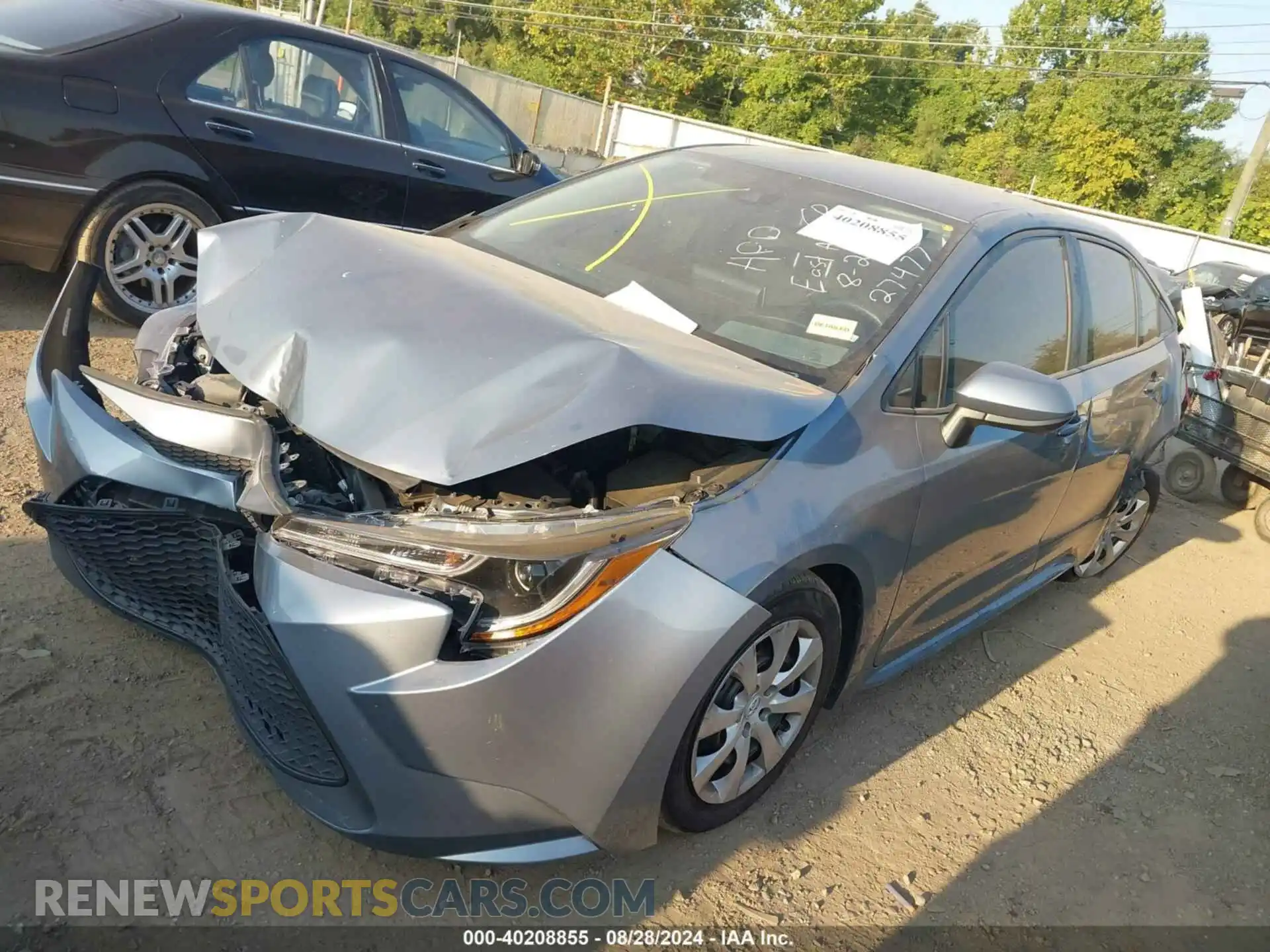 2 Photograph of a damaged car 5YFEPRAE9LP092722 TOYOTA COROLLA 2020