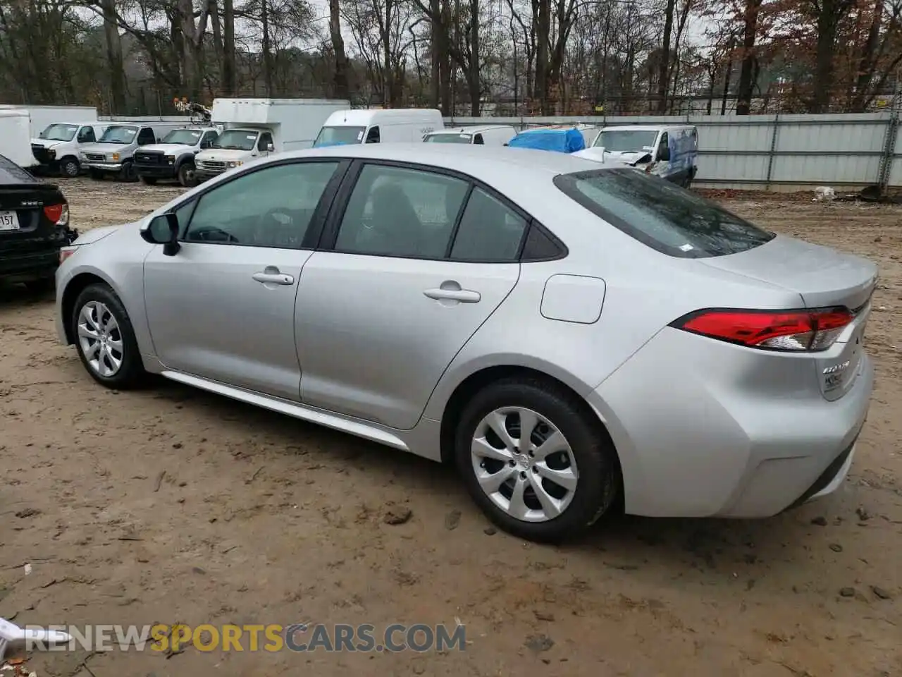 2 Photograph of a damaged car 5YFEPRAE9LP095989 TOYOTA COROLLA 2020