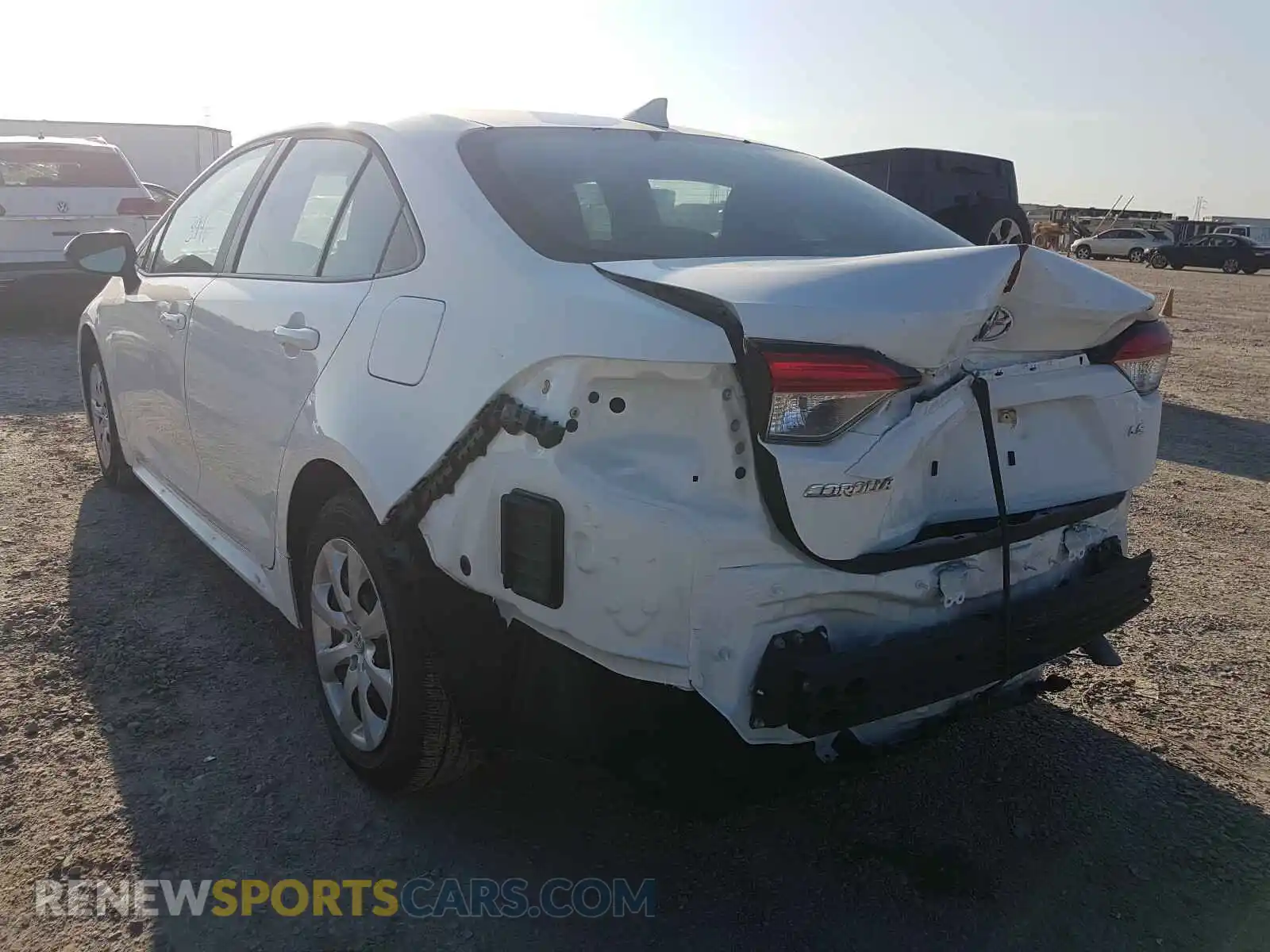 3 Photograph of a damaged car 5YFEPRAE9LP097256 TOYOTA COROLLA 2020