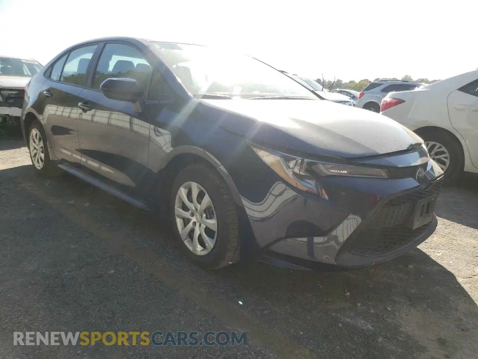 1 Photograph of a damaged car 5YFEPRAE9LP115044 TOYOTA COROLLA 2020