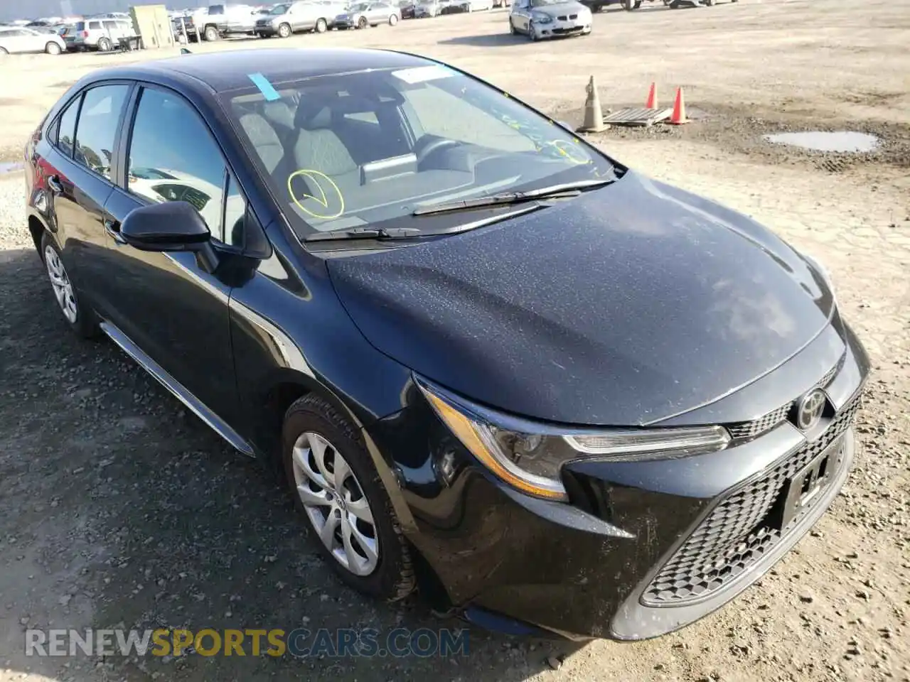 1 Photograph of a damaged car 5YFEPRAE9LP120342 TOYOTA COROLLA 2020