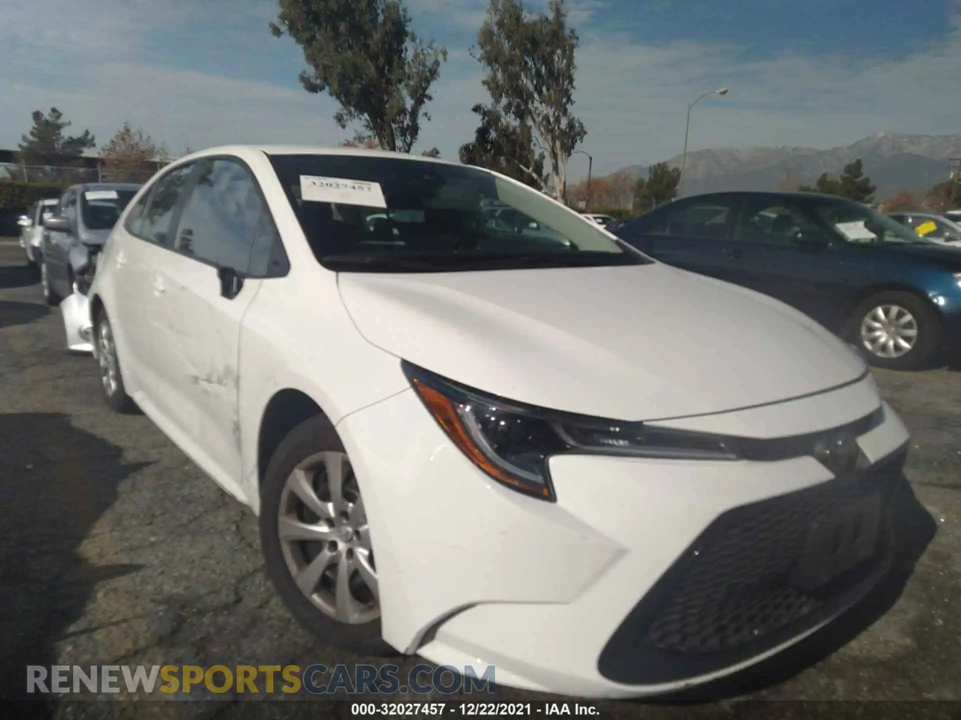 1 fotografías del automóvil dañado 5YFEPRAE9LP124844 TOYOTA COROLLA 2020