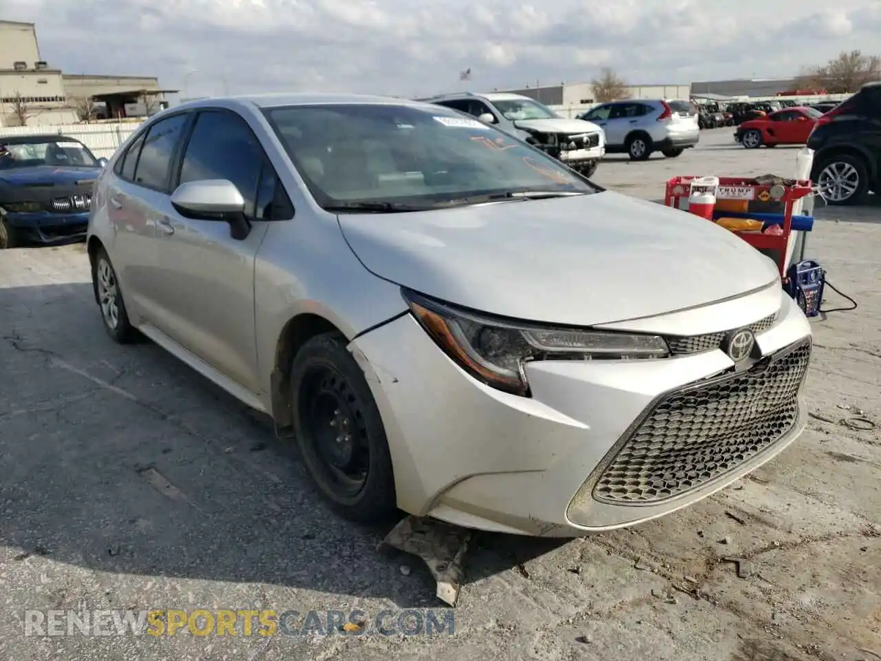 1 Photograph of a damaged car 5YFEPRAE9LP127596 TOYOTA COROLLA 2020