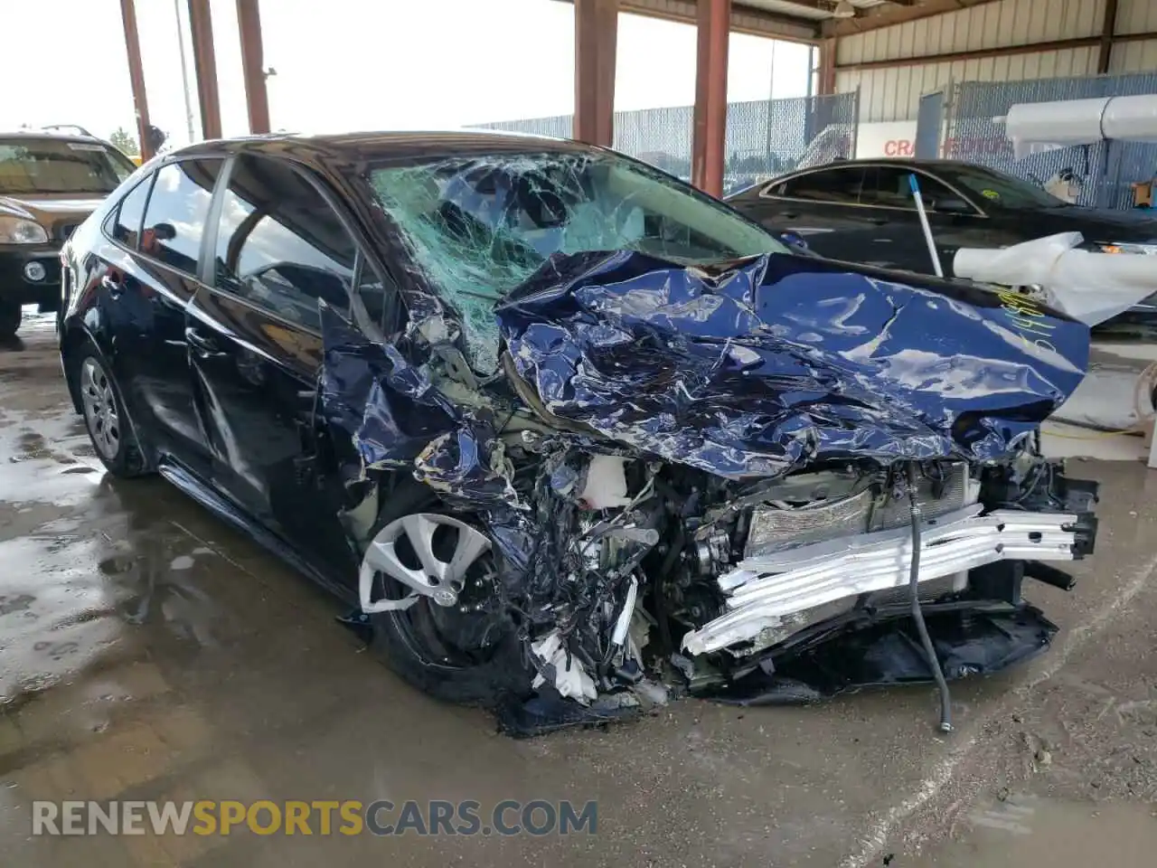 1 Photograph of a damaged car 5YFEPRAE9LP127792 TOYOTA COROLLA 2020