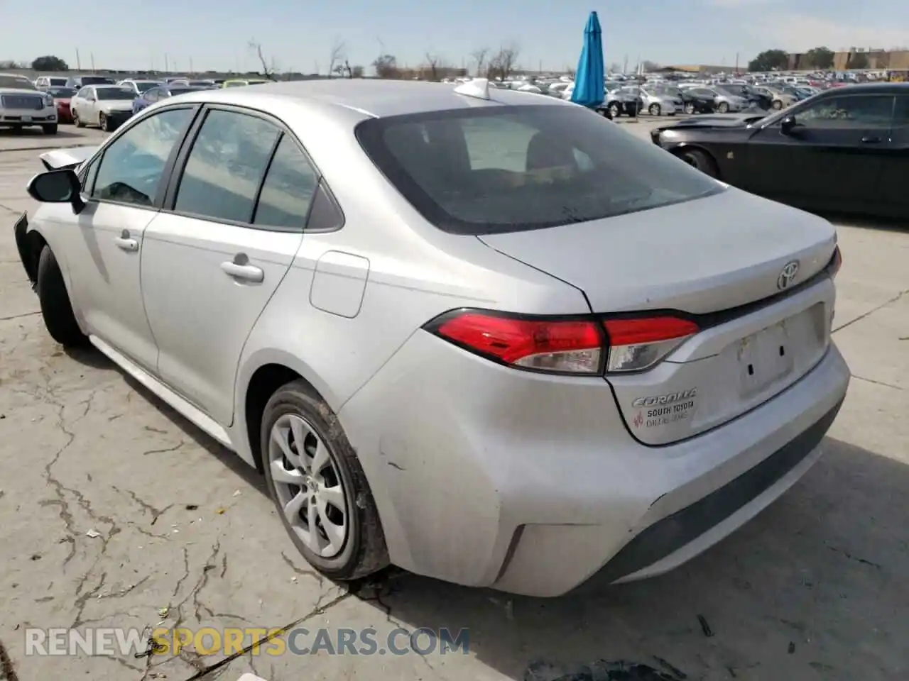 3 Photograph of a damaged car 5YFEPRAE9LP139800 TOYOTA COROLLA 2020