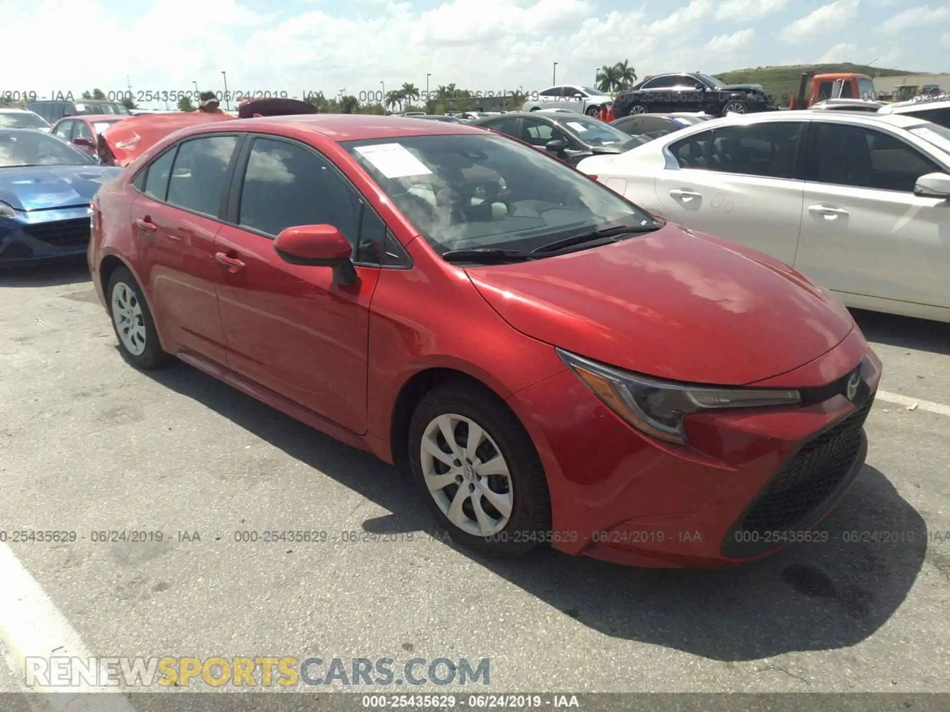 1 Photograph of a damaged car 5YFEPRAEXLP004096 TOYOTA COROLLA 2020