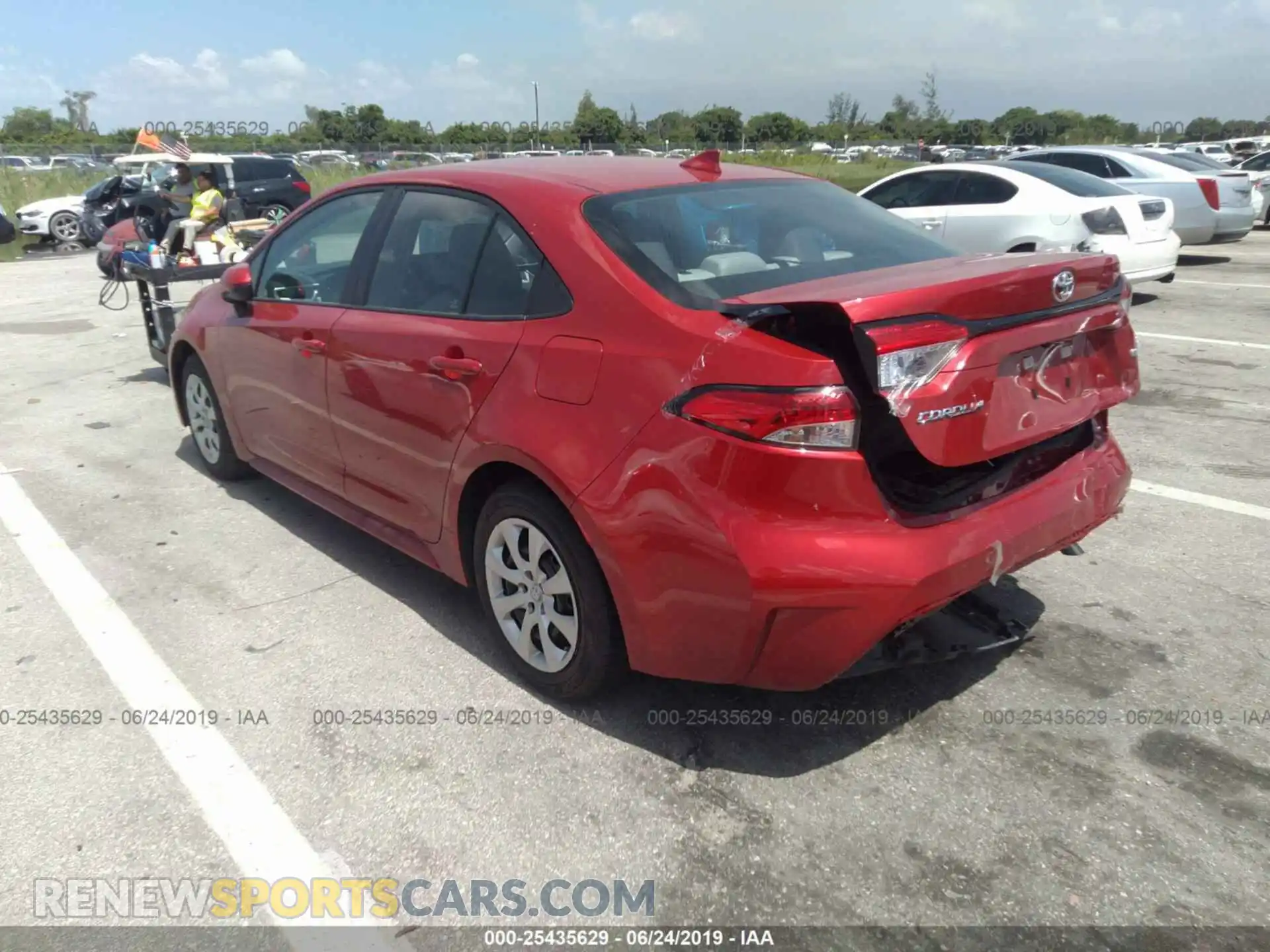 3 Photograph of a damaged car 5YFEPRAEXLP004096 TOYOTA COROLLA 2020