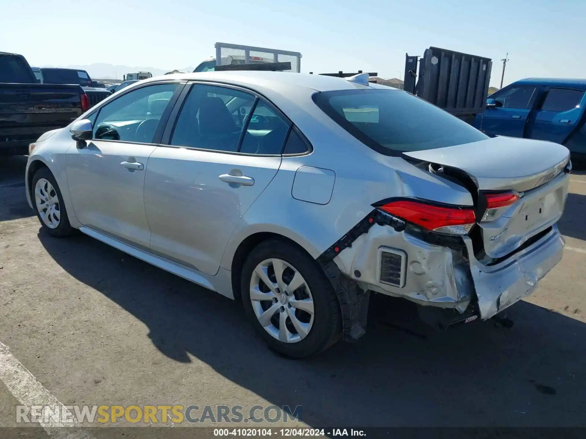 3 fotografías del automóvil dañado 5YFEPRAEXLP009704 TOYOTA COROLLA 2020