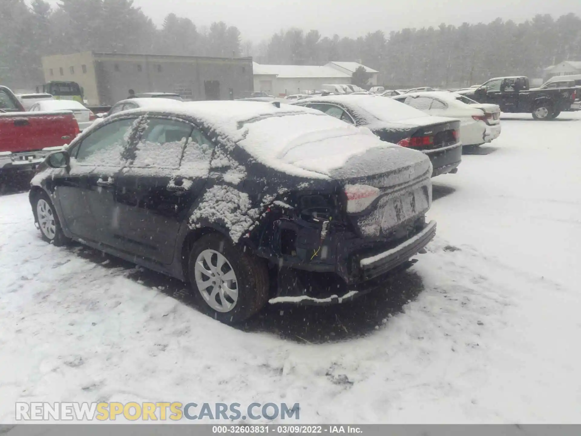 3 Photograph of a damaged car 5YFEPRAEXLP026180 TOYOTA COROLLA 2020