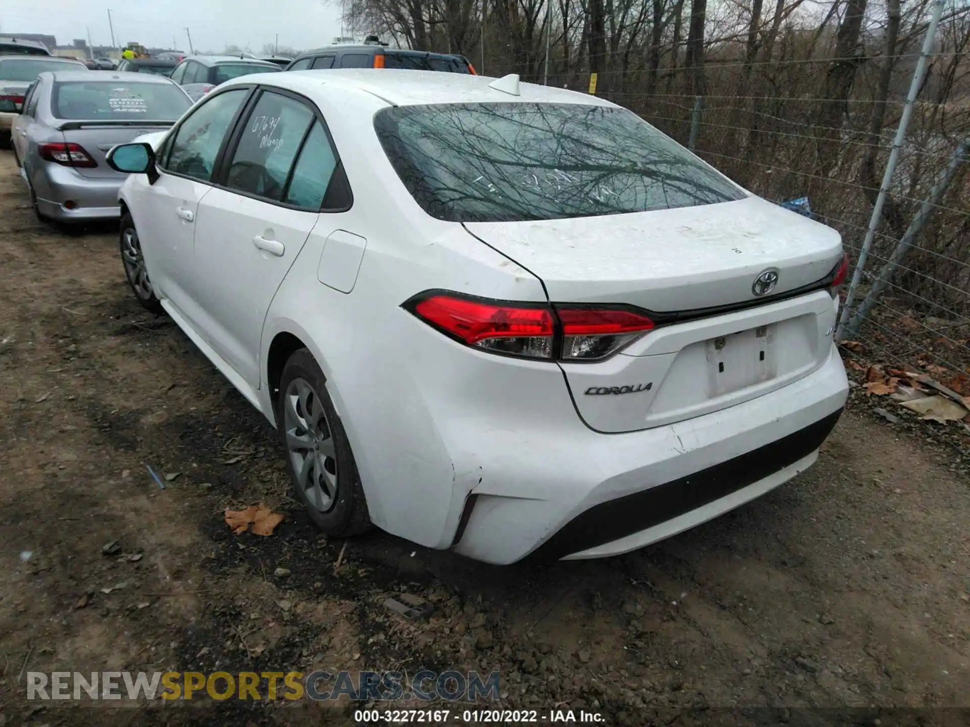 3 Photograph of a damaged car 5YFEPRAEXLP030018 TOYOTA COROLLA 2020