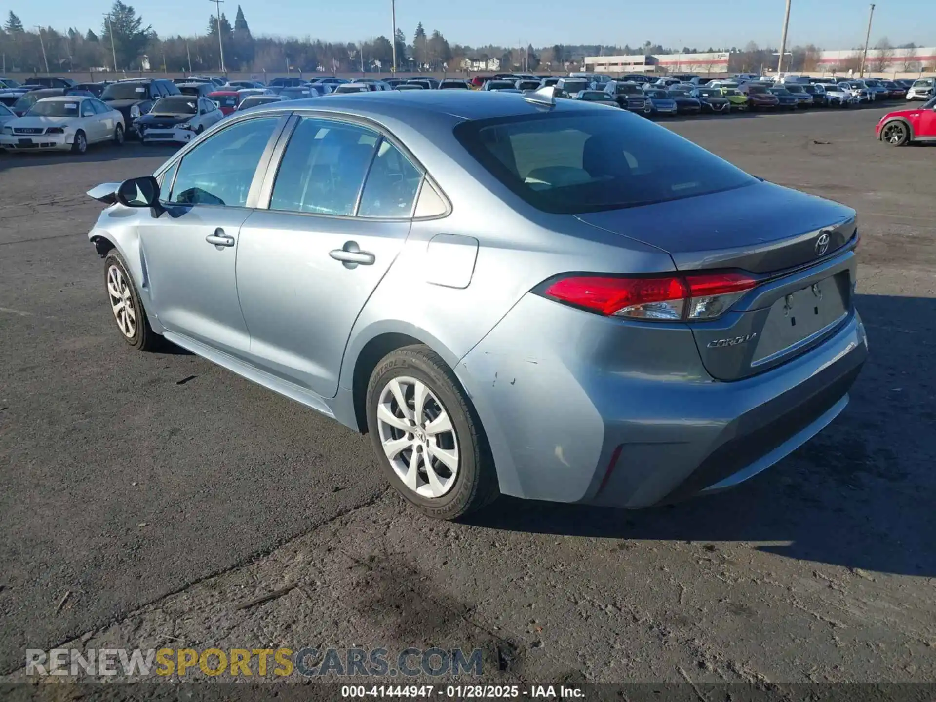 3 Photograph of a damaged car 5YFEPRAEXLP030200 TOYOTA COROLLA 2020