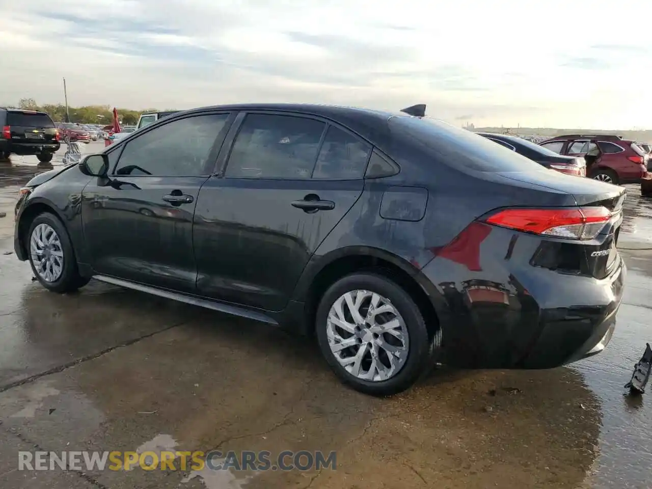 2 Photograph of a damaged car 5YFEPRAEXLP035882 TOYOTA COROLLA 2020