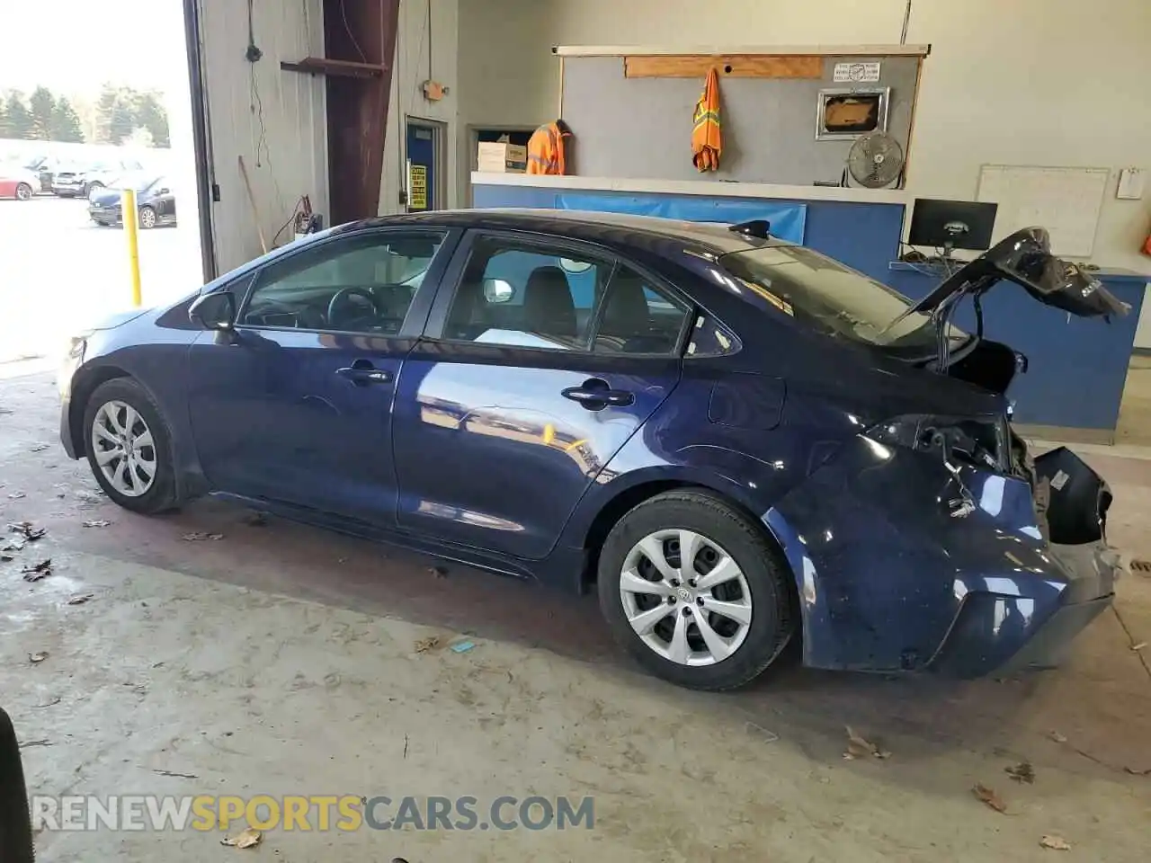 2 Photograph of a damaged car 5YFEPRAEXLP061186 TOYOTA COROLLA 2020