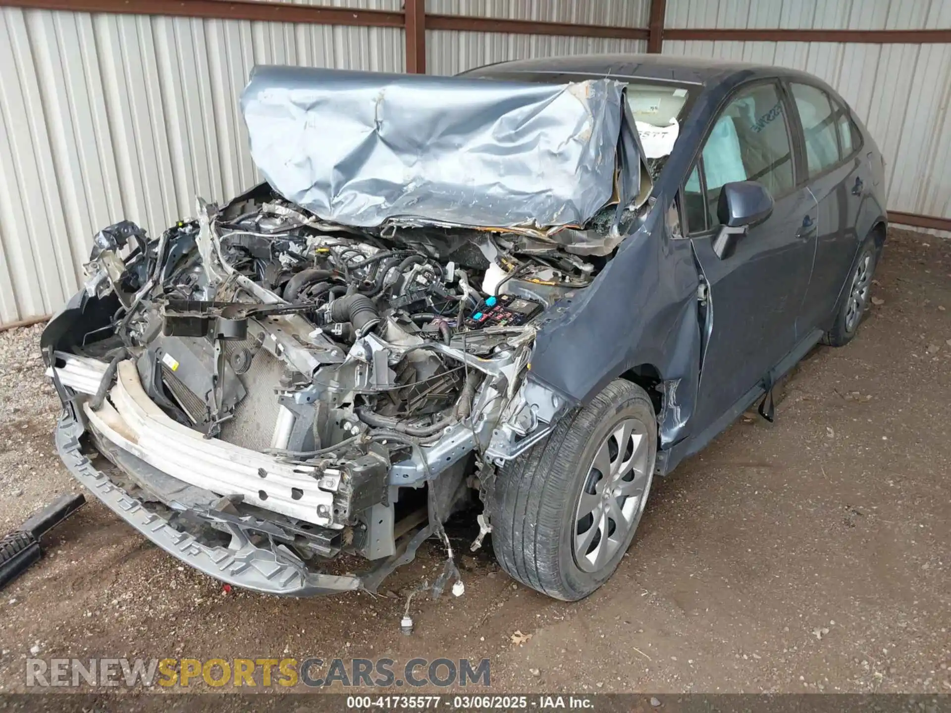 2 fotografías del automóvil dañado 5YFEPRAEXLP062497 TOYOTA COROLLA 2020