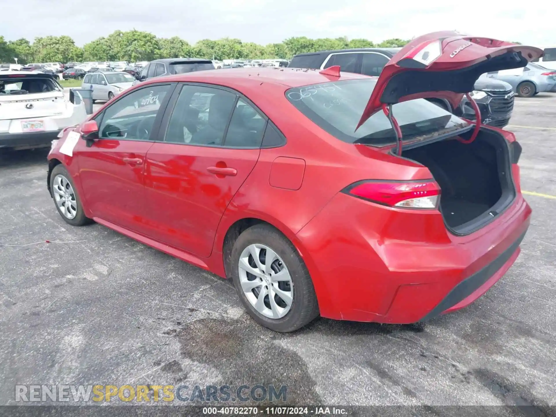 3 Photograph of a damaged car 5YFEPRAEXLP065951 TOYOTA COROLLA 2020