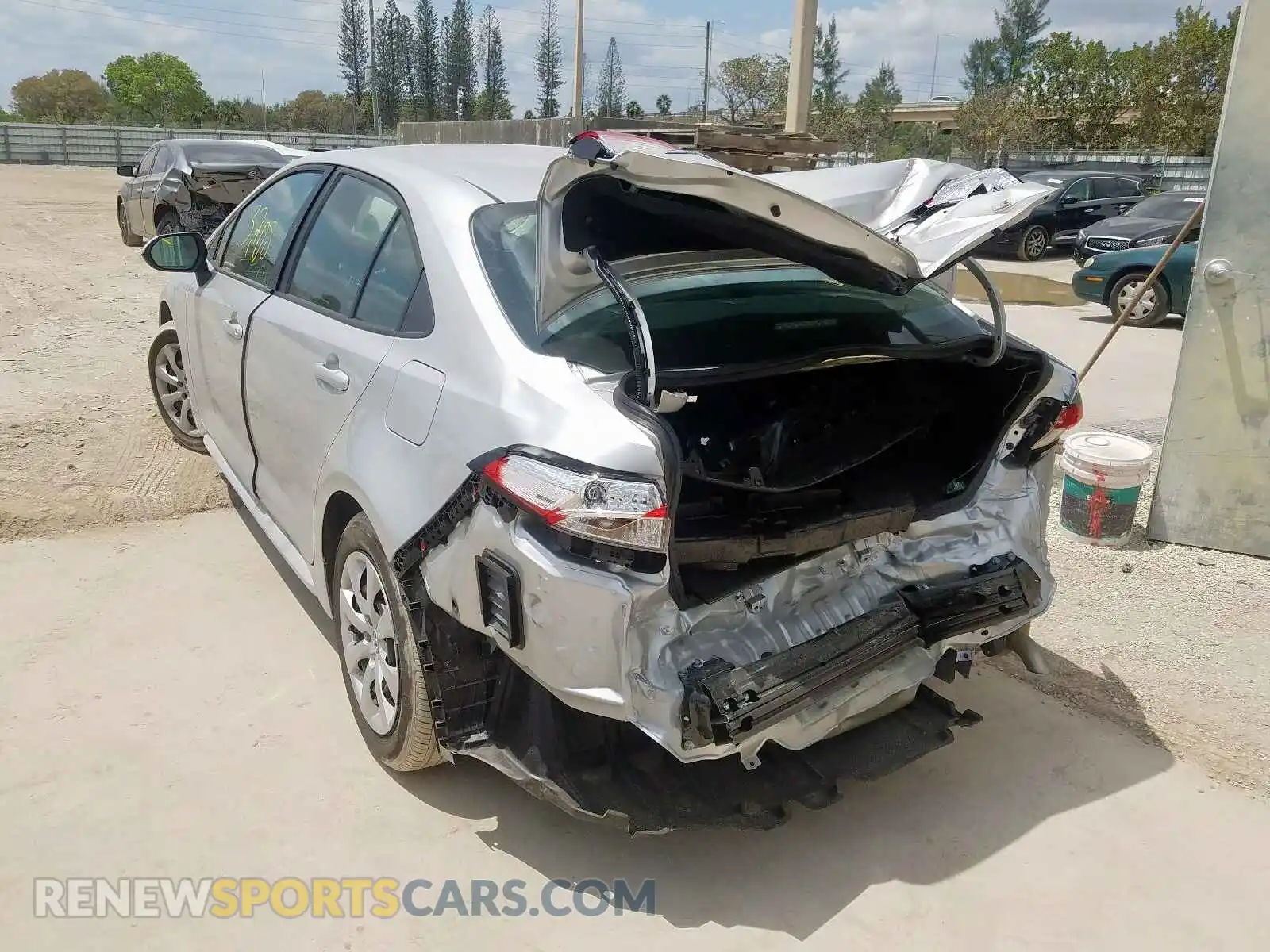 3 Photograph of a damaged car 5YFEPRAEXLP072740 TOYOTA COROLLA 2020
