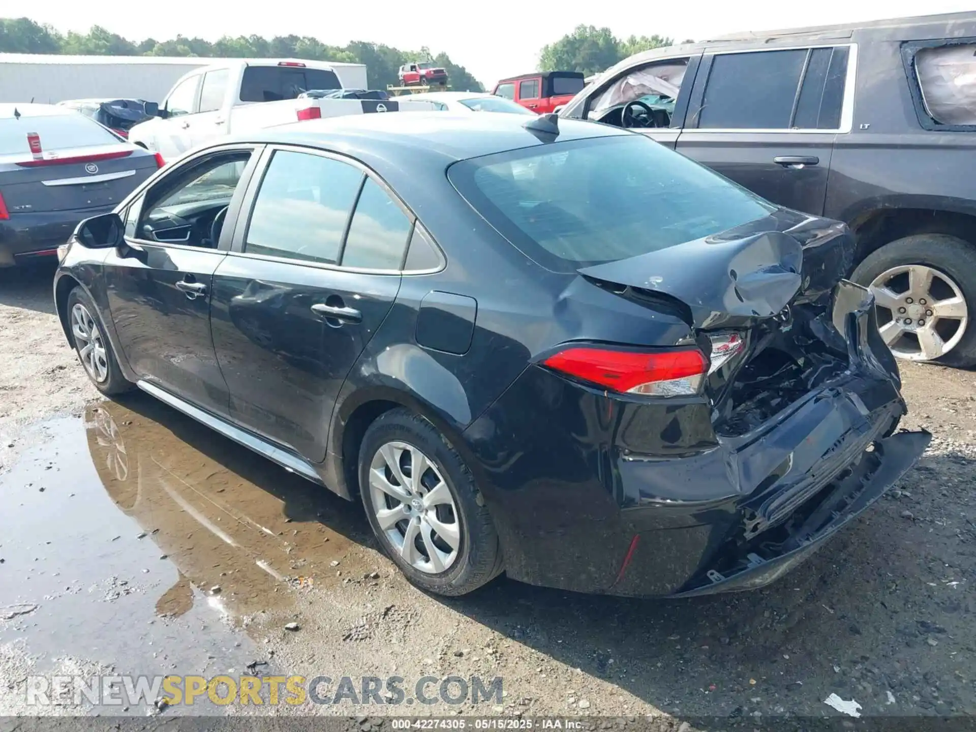 3 Photograph of a damaged car 5YFEPRAEXLP074911 TOYOTA COROLLA 2020