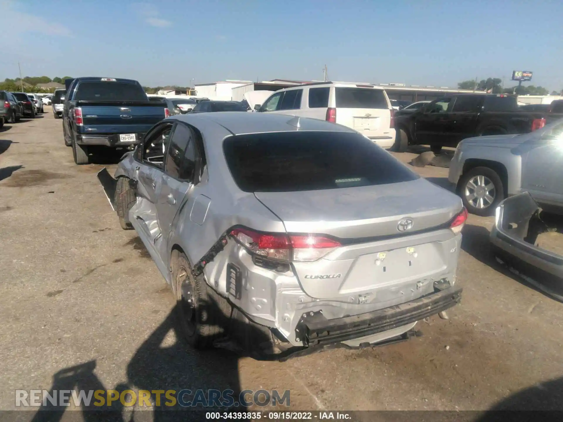 3 Photograph of a damaged car 5YFEPRAEXLP091210 TOYOTA COROLLA 2020