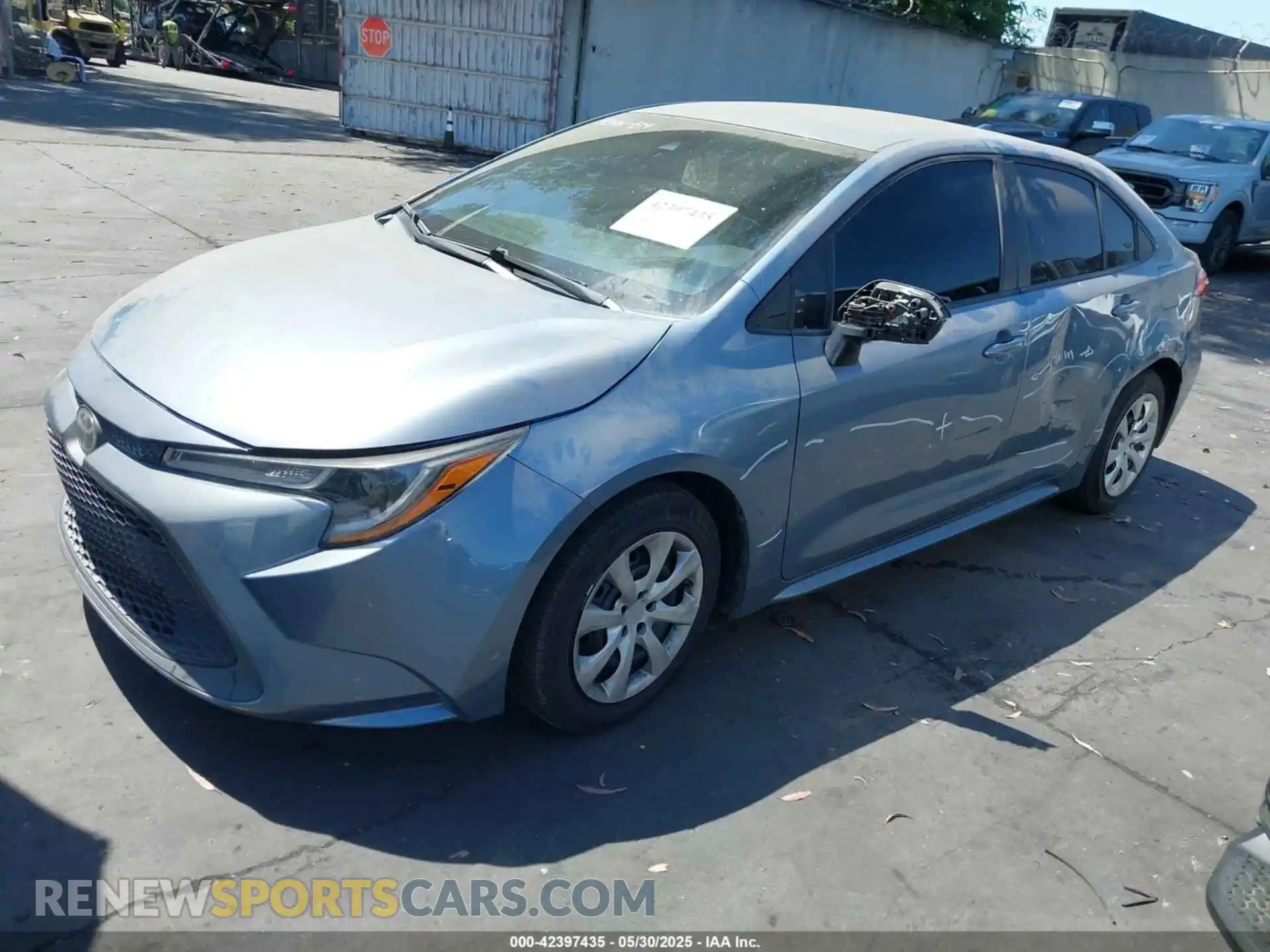 2 Photograph of a damaged car 5YFEPRAEXLP094978 TOYOTA COROLLA 2020