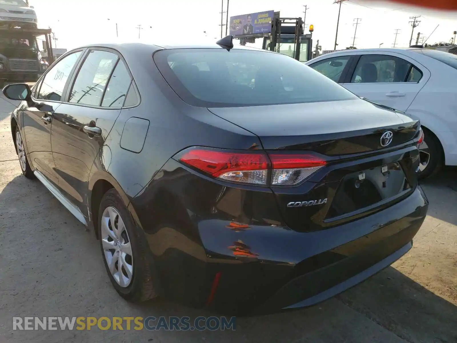 3 Photograph of a damaged car 5YFEPRAEXLP104392 TOYOTA COROLLA 2020