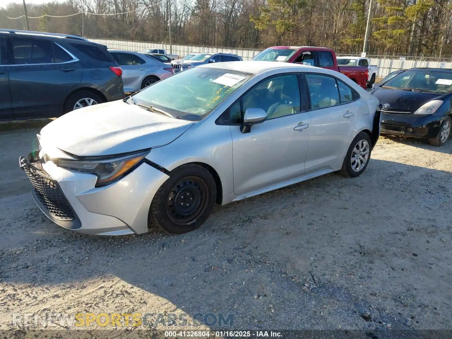 2 fotografías del automóvil dañado 5YFEPRAEXLP106384 TOYOTA COROLLA 2020