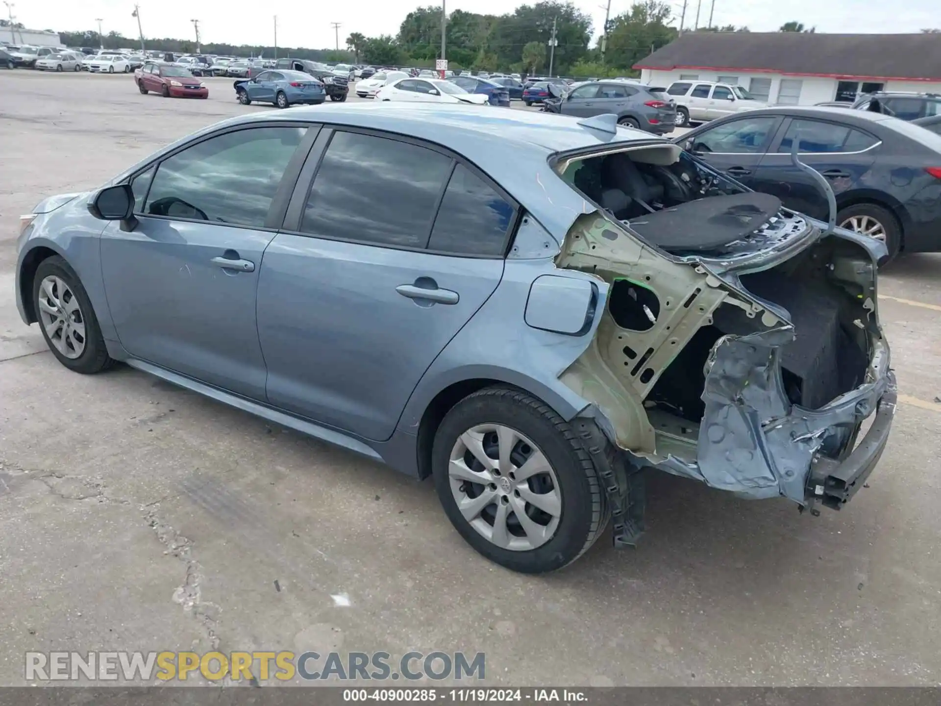 3 Photograph of a damaged car 5YFEPRAEXLP110192 TOYOTA COROLLA 2020