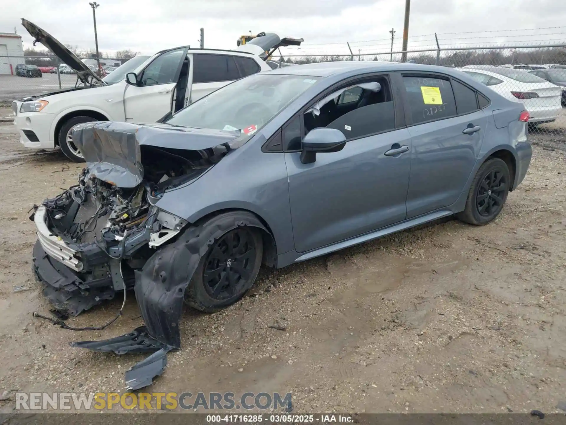 2 Photograph of a damaged car 5YFEPRAEXLP128255 TOYOTA COROLLA 2020