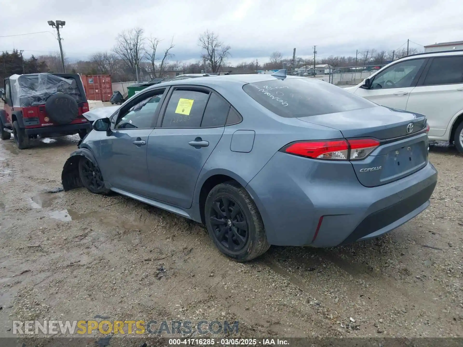 3 Photograph of a damaged car 5YFEPRAEXLP128255 TOYOTA COROLLA 2020