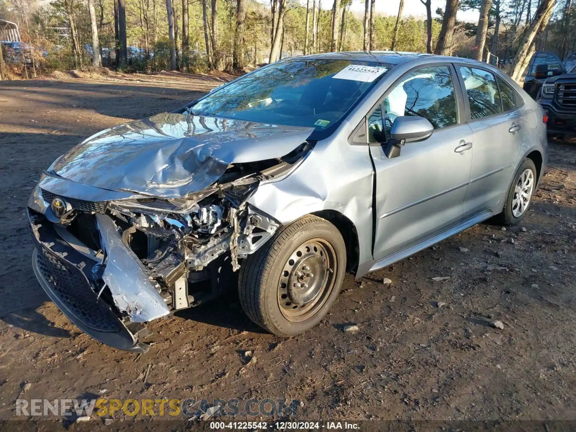2 Photograph of a damaged car 5YFEPRAEXLP133343 TOYOTA COROLLA 2020