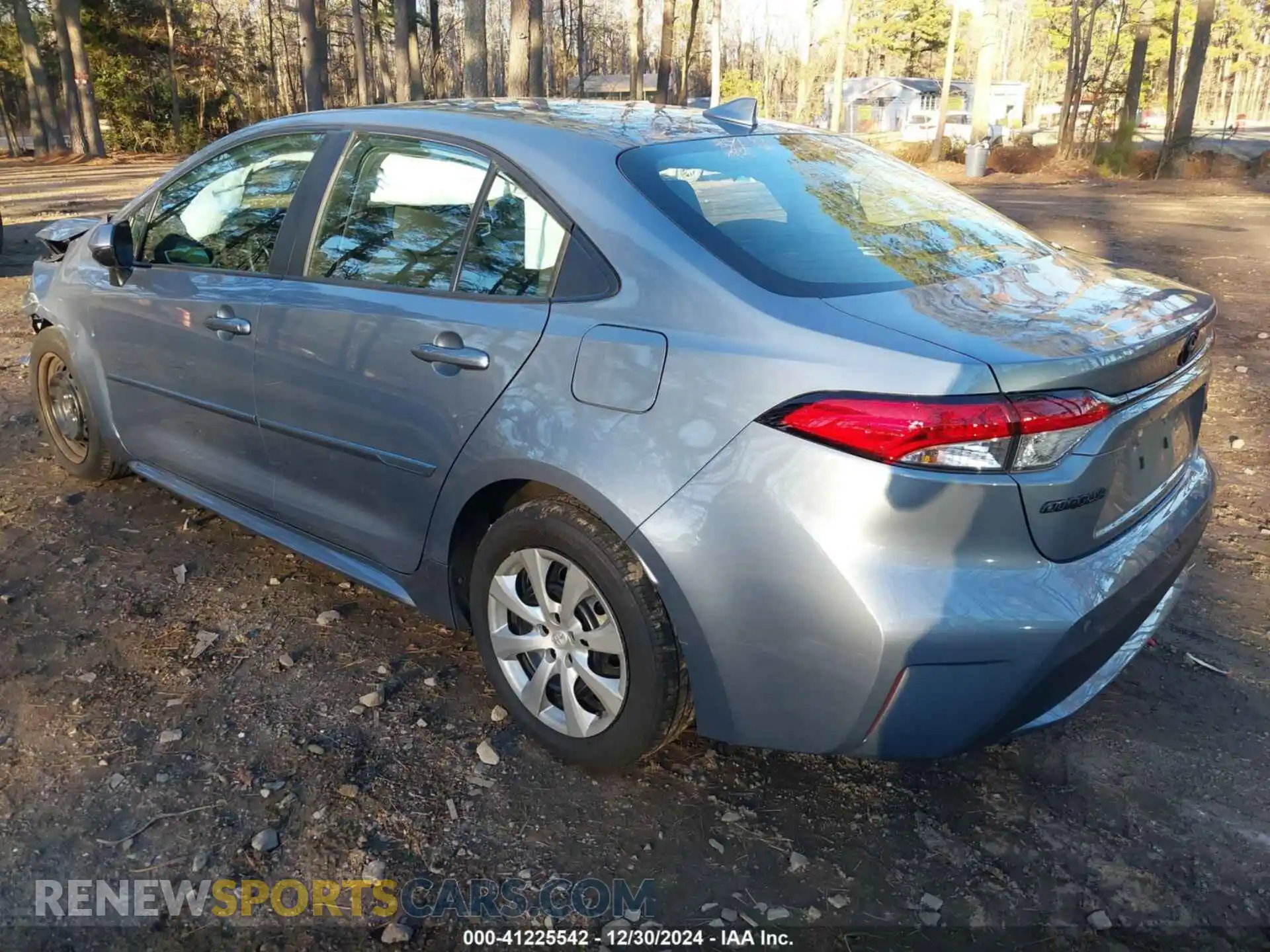 3 Photograph of a damaged car 5YFEPRAEXLP133343 TOYOTA COROLLA 2020