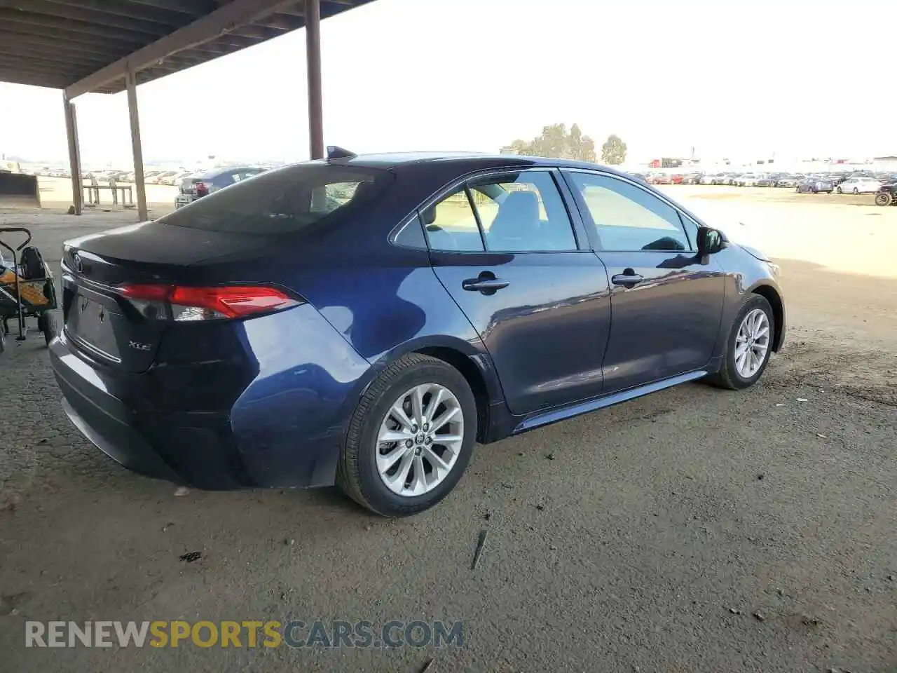 3 fotografías del automóvil dañado 5YFFPRAEXLP003776 TOYOTA COROLLA 2020