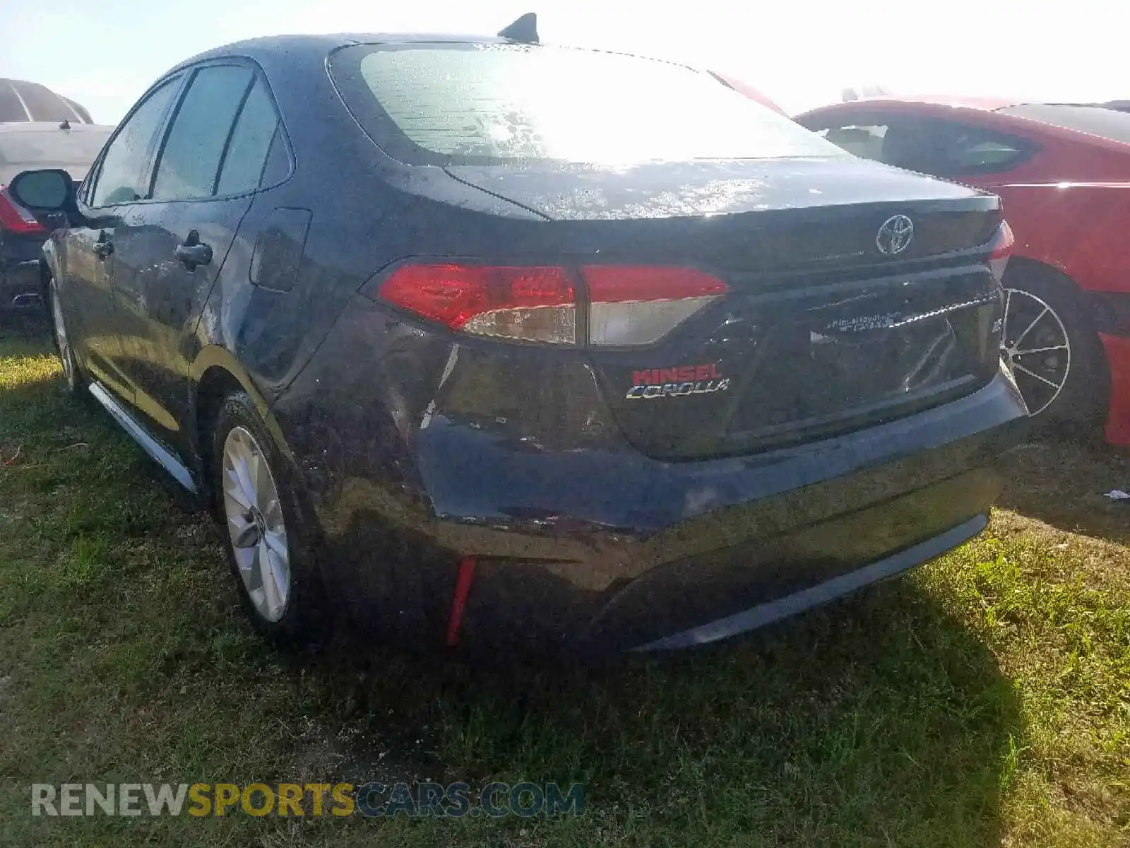 3 Photograph of a damaged car 5YFHPRAE2LP020290 TOYOTA COROLLA 2020