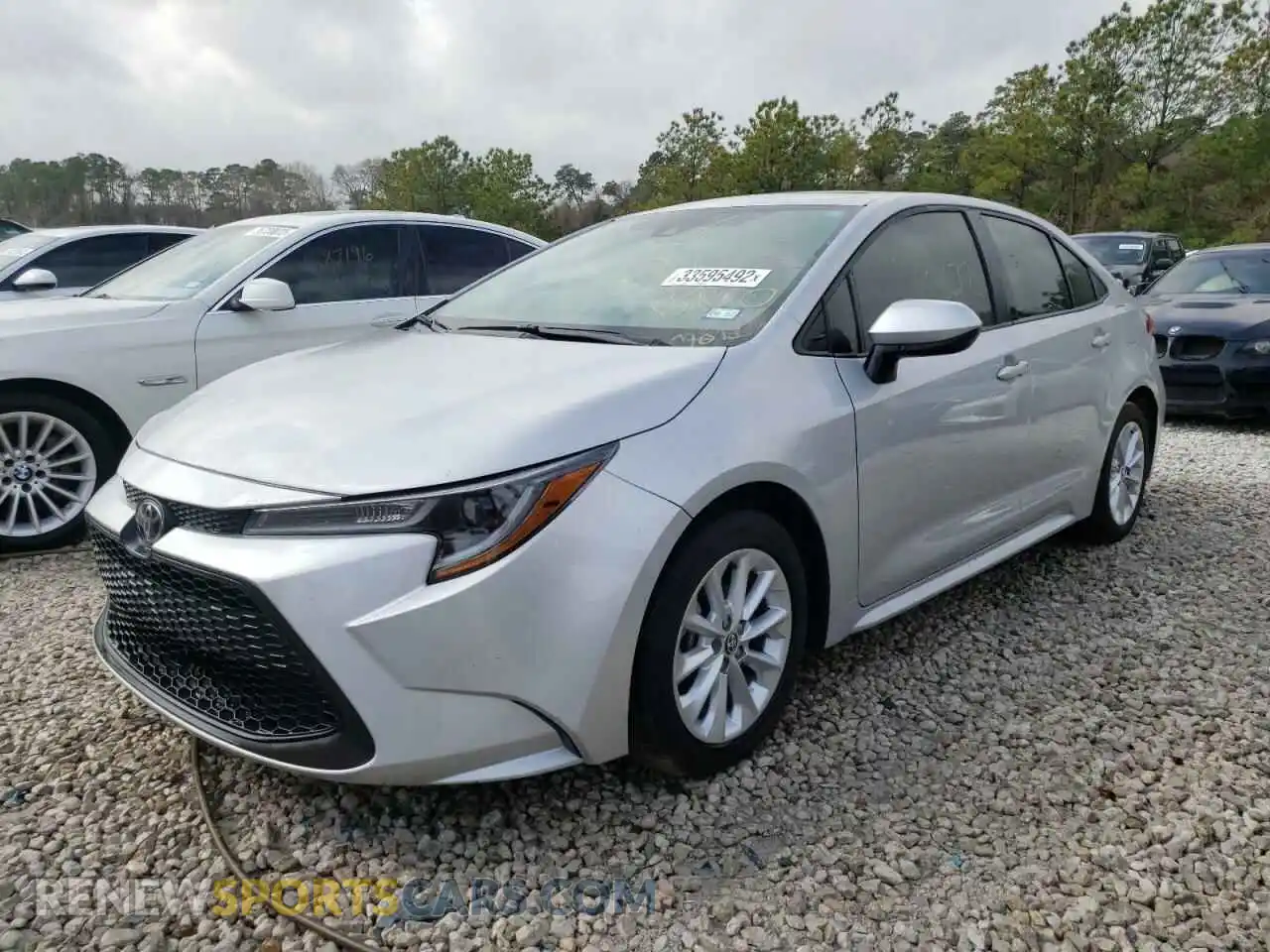 2 Photograph of a damaged car 5YFHPRAE3LP012182 TOYOTA COROLLA 2020