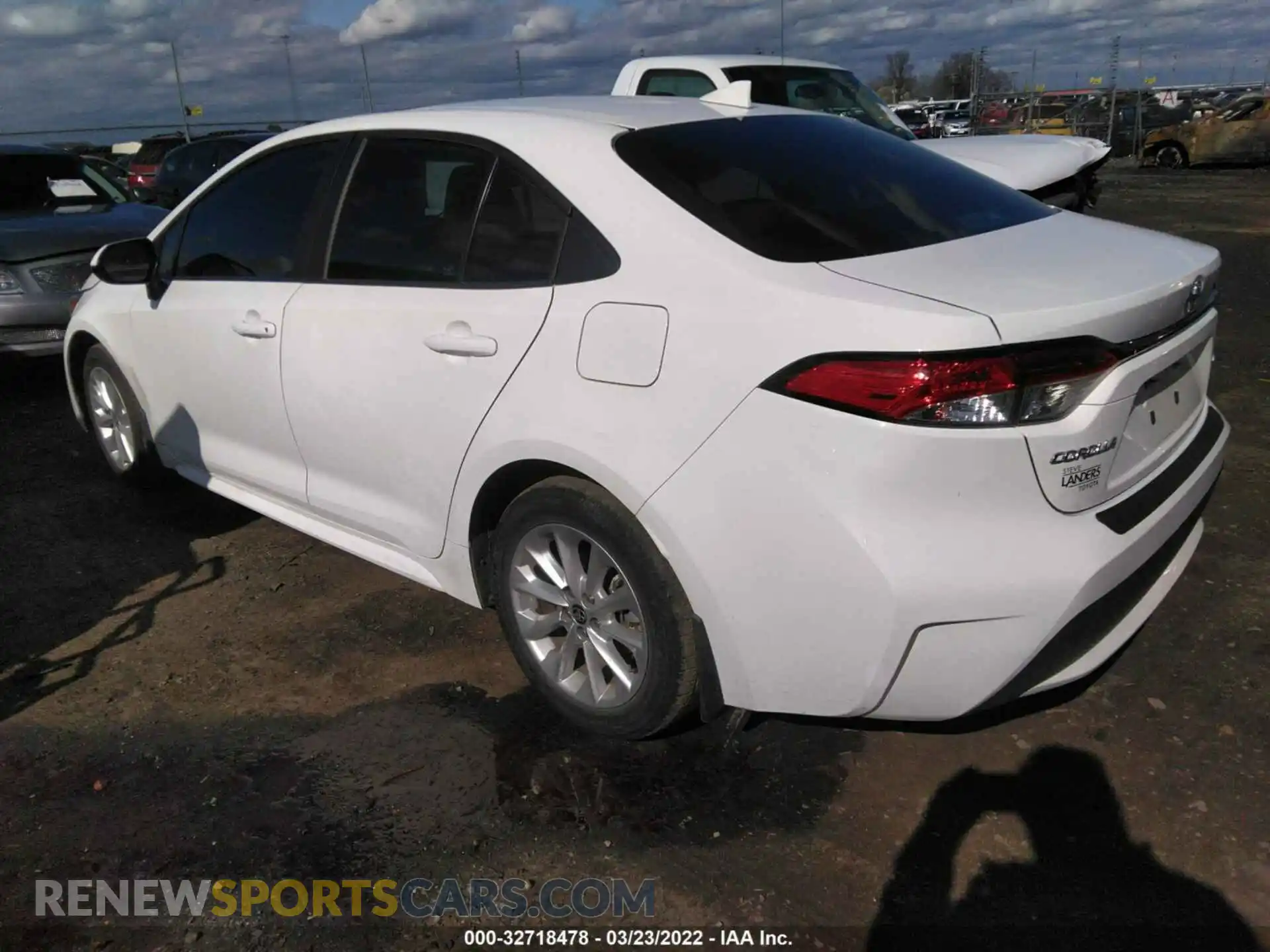 3 fotografías del automóvil dañado 5YFHPRAE4LP004060 TOYOTA COROLLA 2020