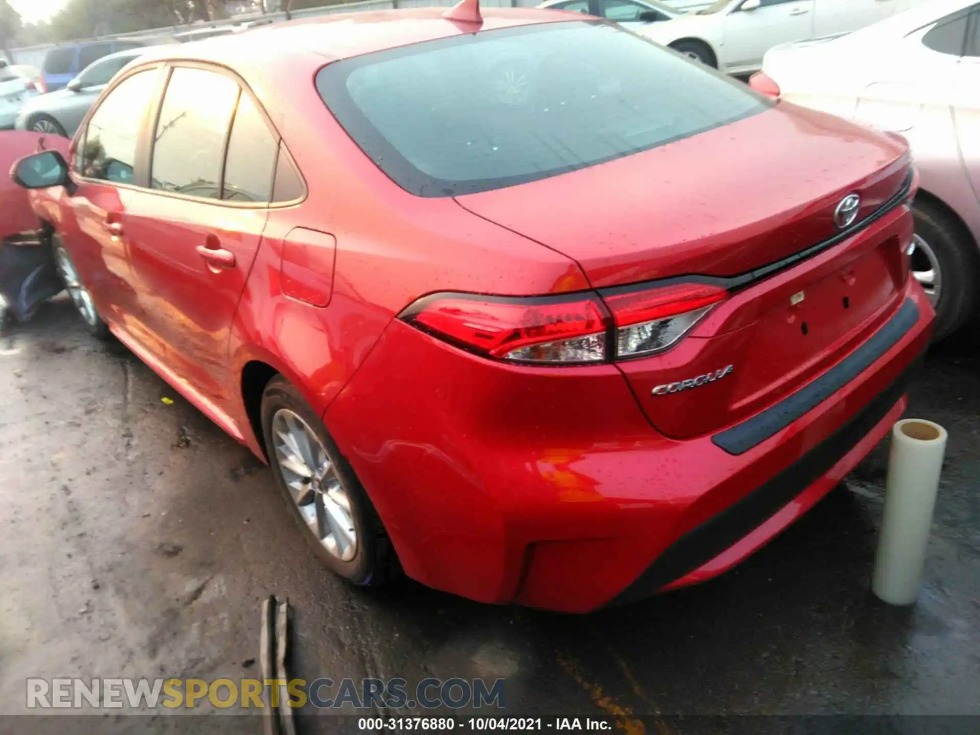 3 Photograph of a damaged car 5YFHPRAE7LP003792 TOYOTA COROLLA 2020