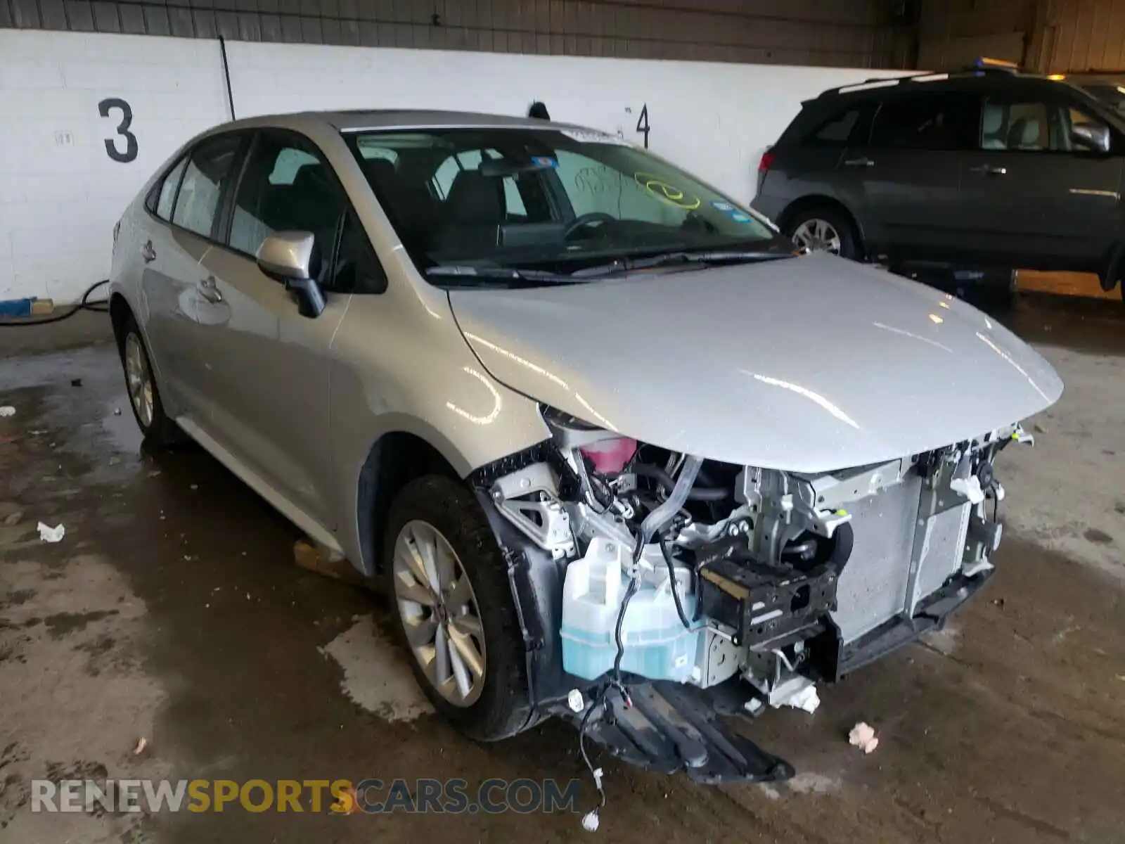 1 Photograph of a damaged car 5YFHPRAE9LP019962 TOYOTA COROLLA 2020