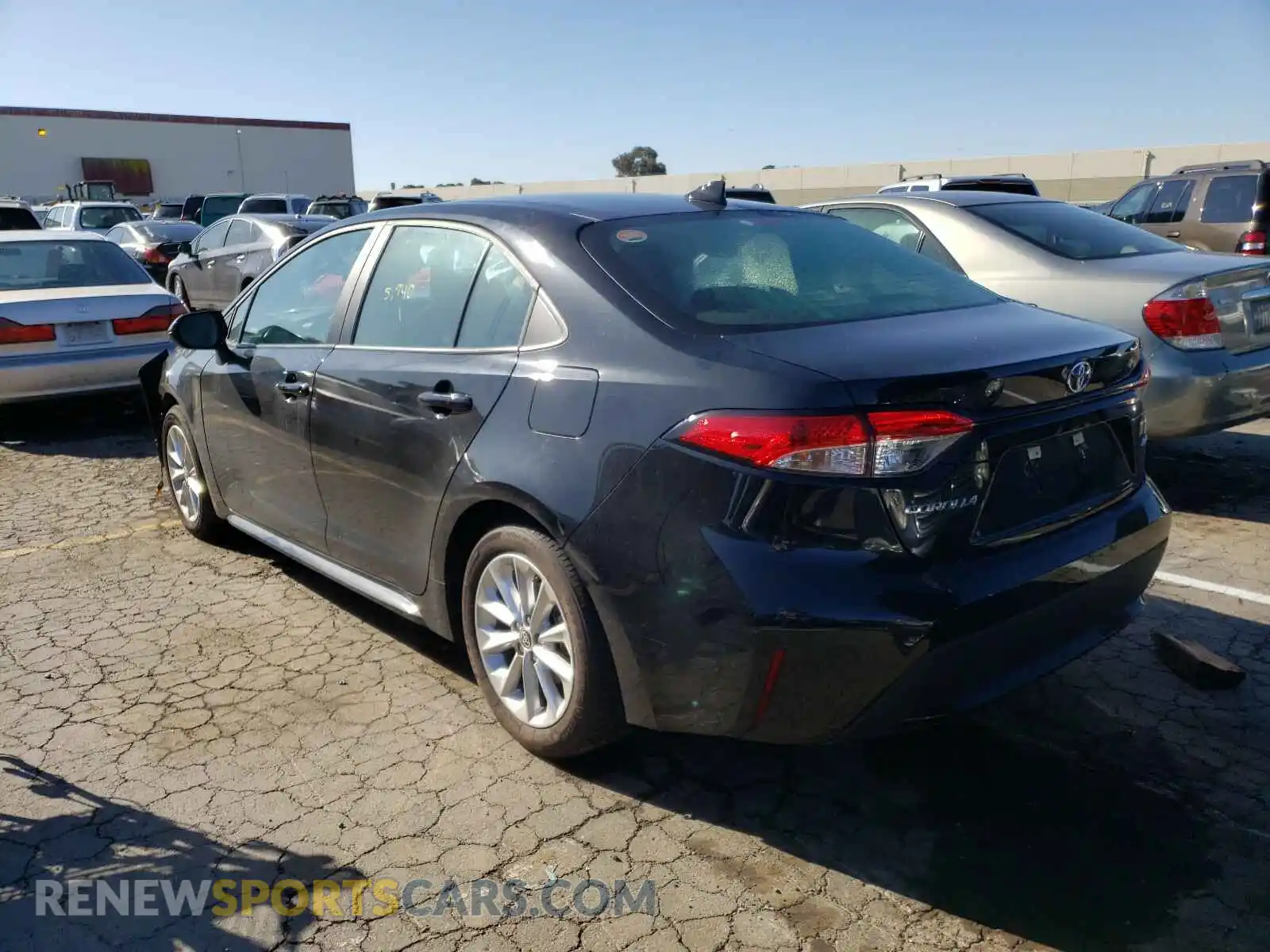 3 Photograph of a damaged car 5YFHPRAE9LP043923 TOYOTA COROLLA 2020