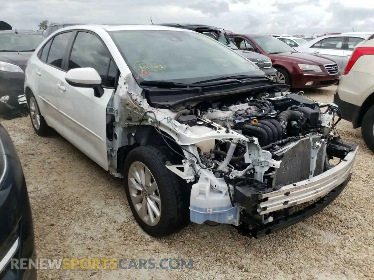1 Photograph of a damaged car 5YFHPRAE9LP047731 TOYOTA COROLLA 2020