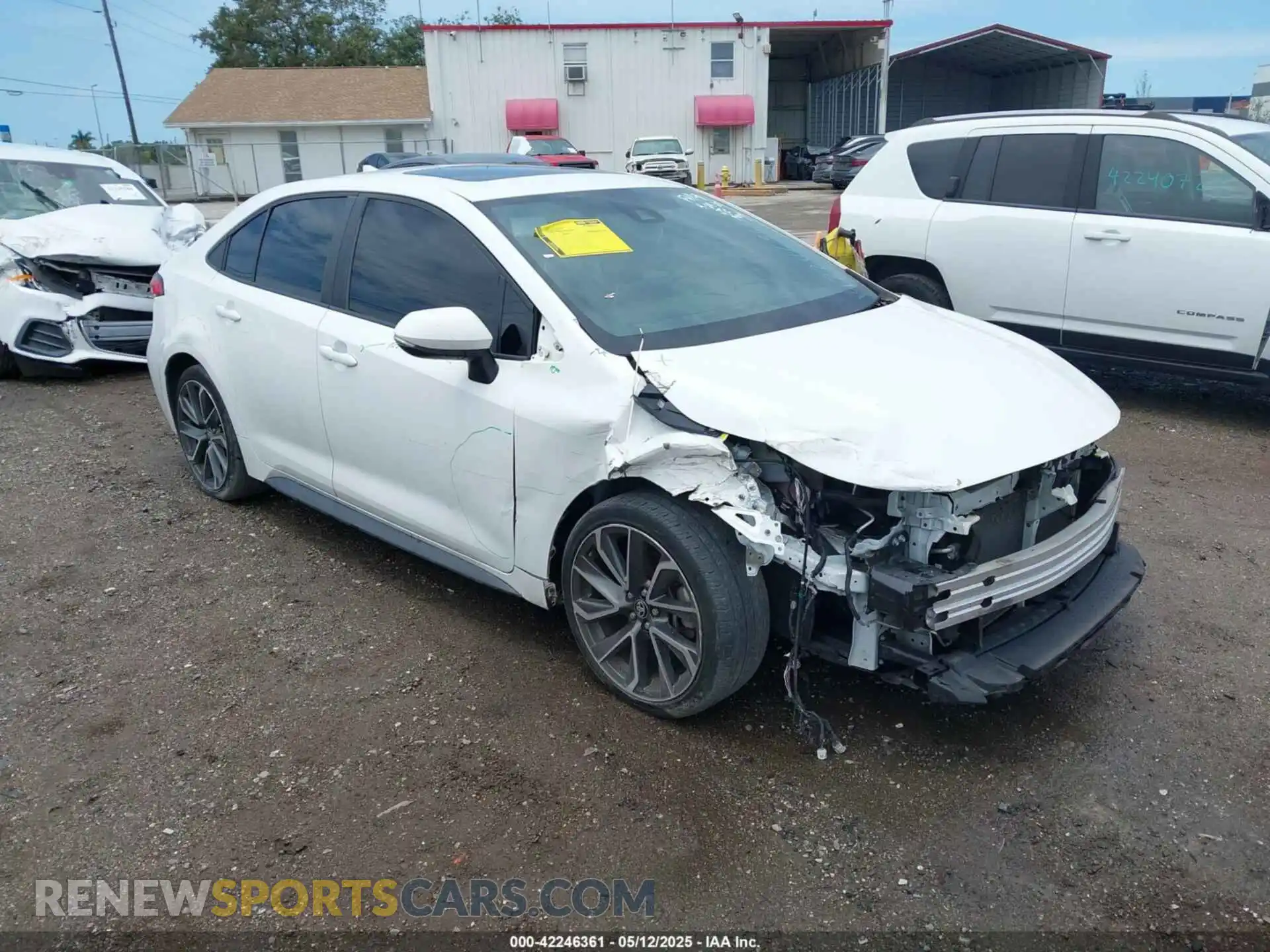 1 Photograph of a damaged car 5YFM4RCE7LP054553 TOYOTA COROLLA 2020