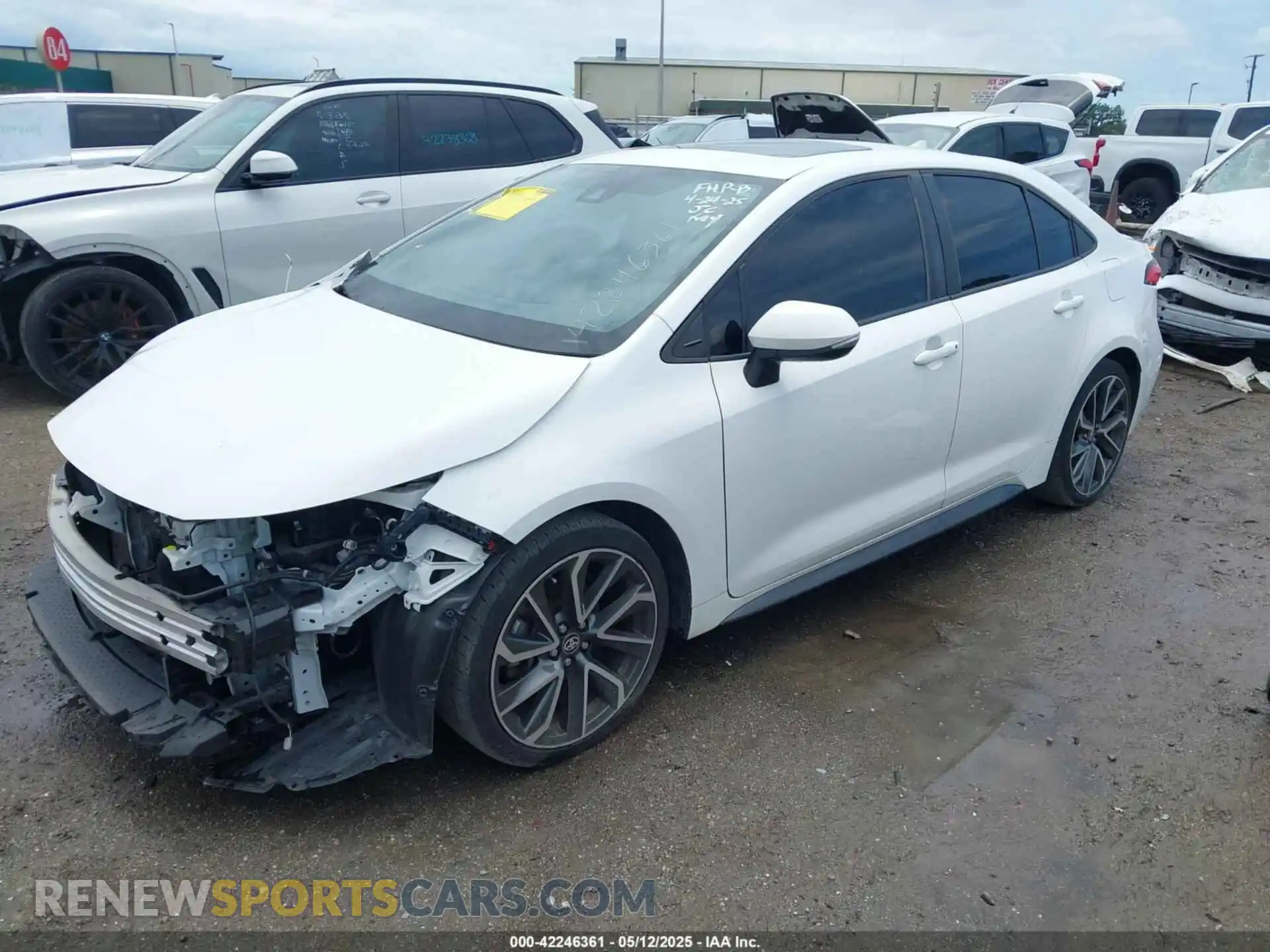 2 Photograph of a damaged car 5YFM4RCE7LP054553 TOYOTA COROLLA 2020