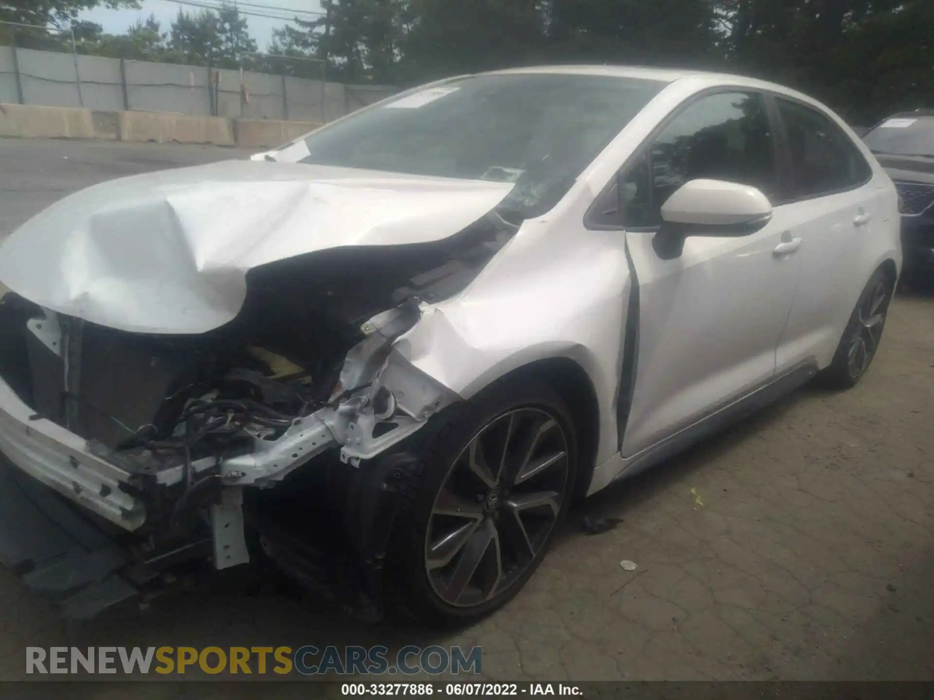 2 Photograph of a damaged car 5YFP4RCE0LP024968 TOYOTA COROLLA 2020