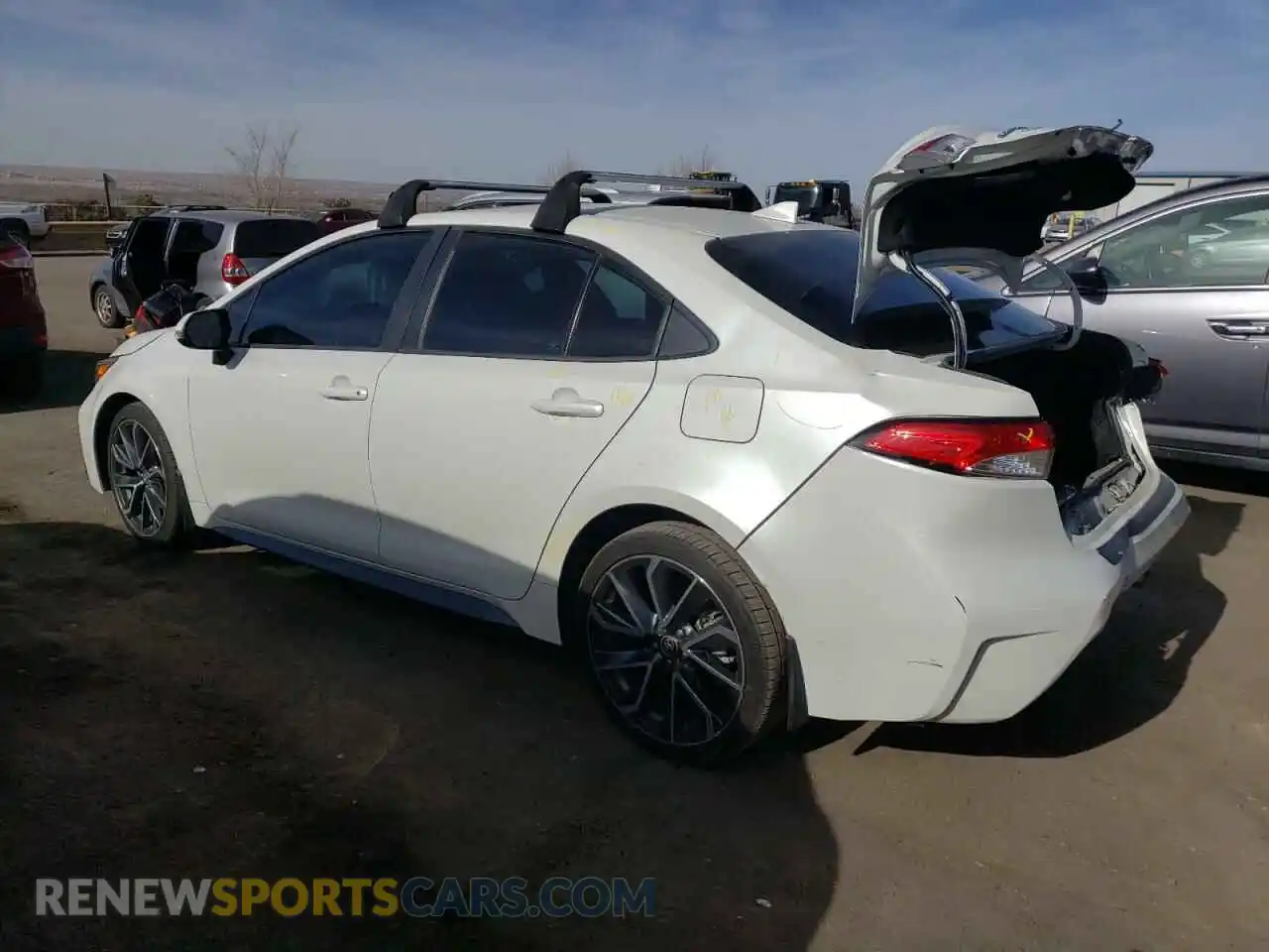 2 Photograph of a damaged car 5YFP4RCE3LP005699 TOYOTA COROLLA 2020